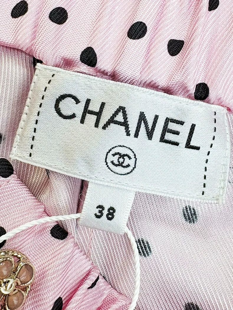 Chanel Chanel Black polka dot silk shorts Size 25" / US 0 / IT 36 - 5 Thumbnail