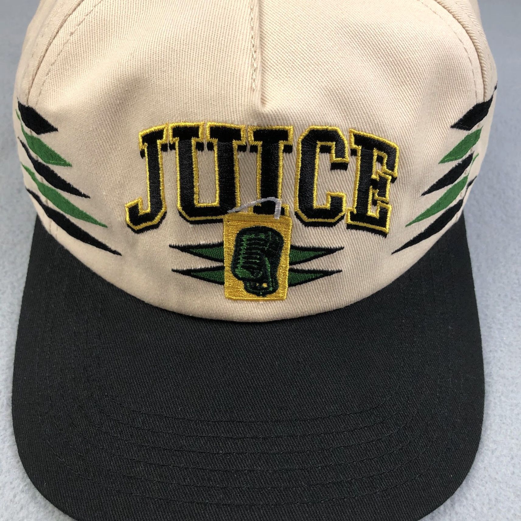 Vintage BRING THE JUICE Diamonds Hat Snapback Beige Dome Embroidered Golf Cap Mens One Size Beige Geometric Twill Cotton Brand Hat Size ONE SIZE - 3 Thumbnail