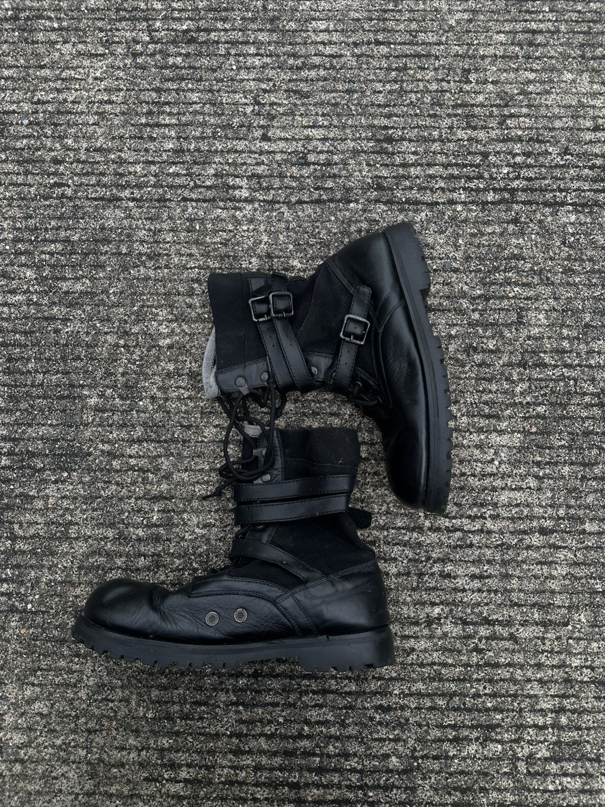 Number (N)ine Number(N)ine SS06 Combat Boots | Grailed