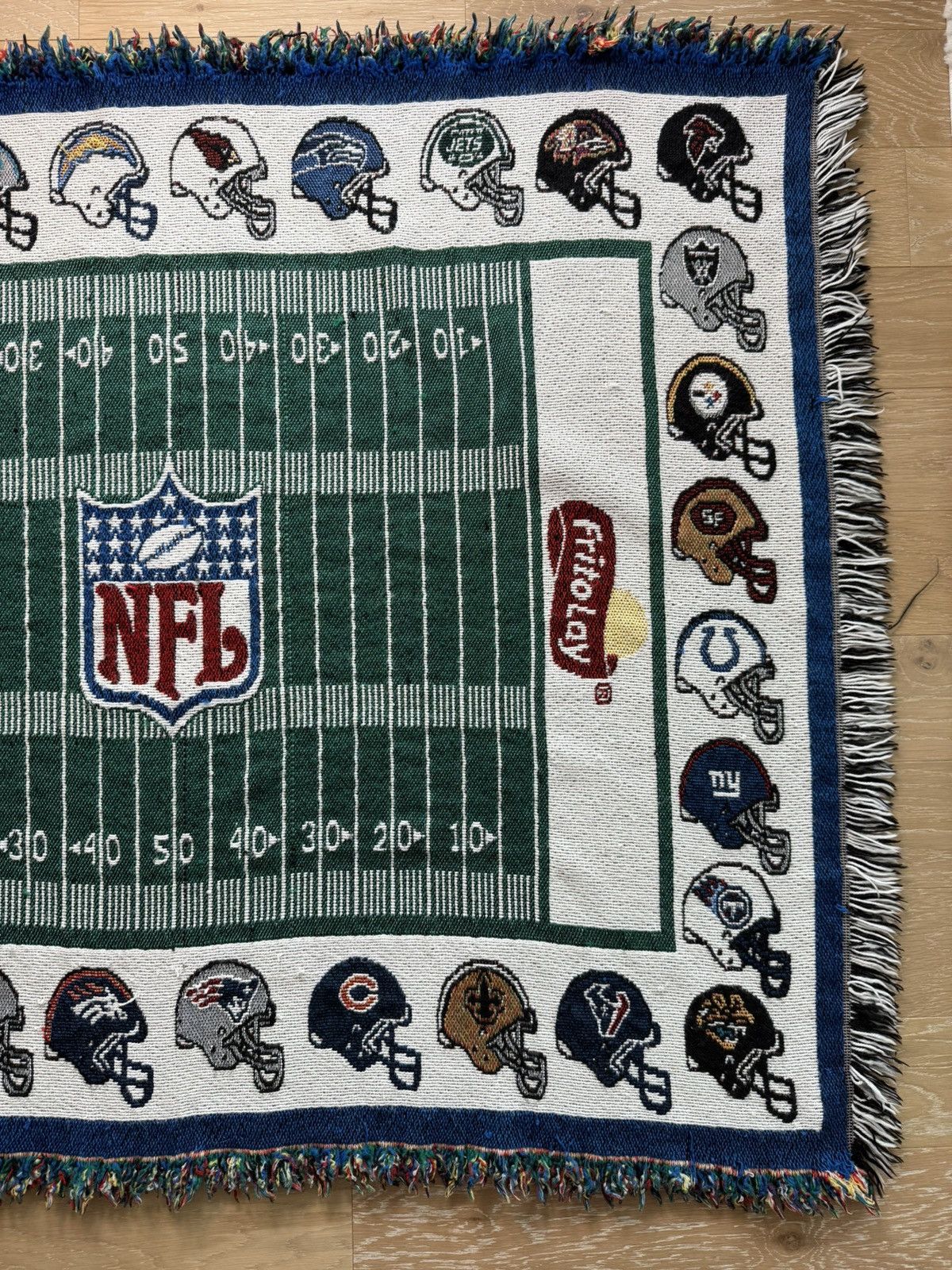 NFL Rare Vintage NFL Team Helmets Field Woven Throw Blanket Size ONE SIZE - 3 Thumbnail