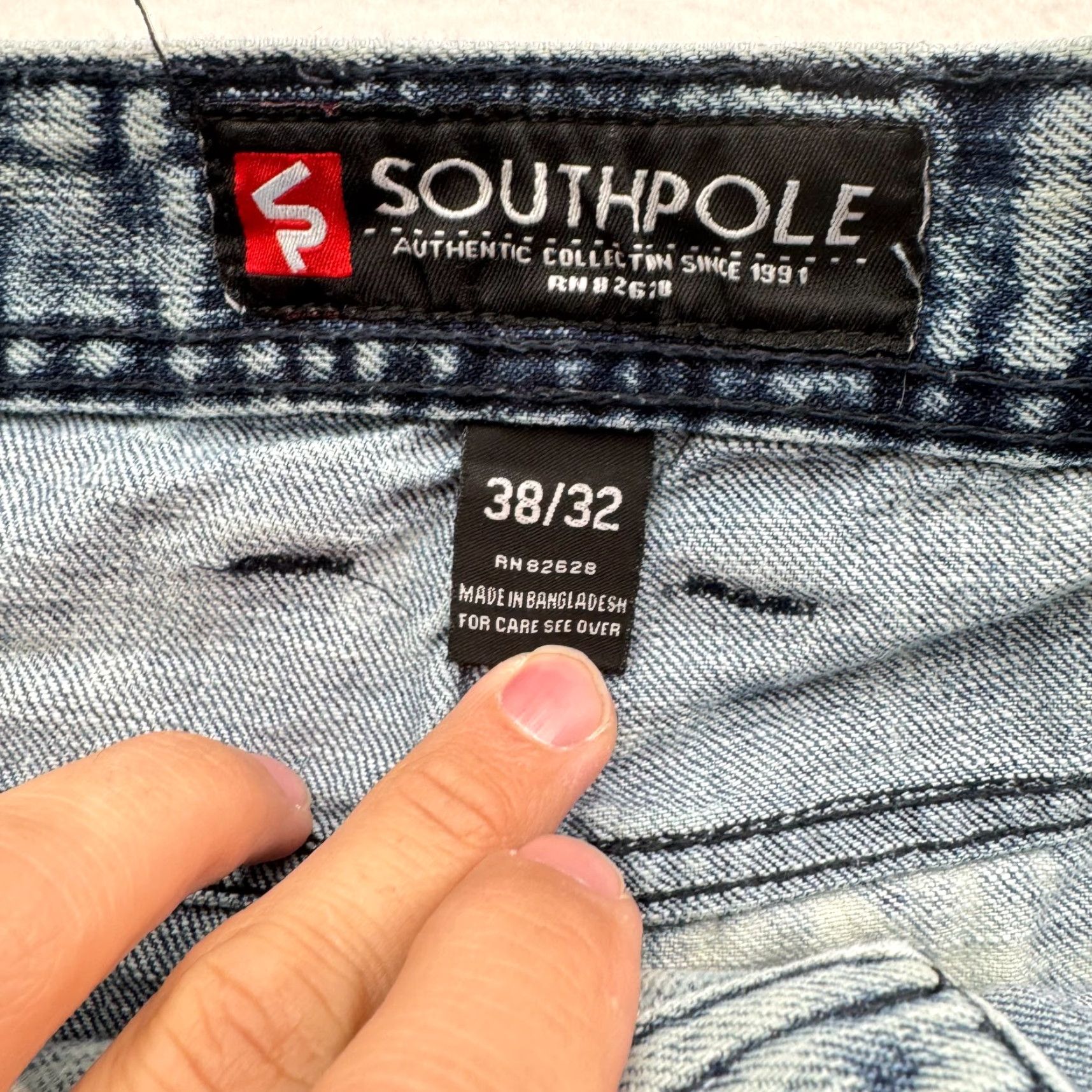Southpole Southpole Jeans Distressed Denim Slim Tapered 38x32 Men Blue Y2K Patch 38 32 Regular Size Tapered Fit Size US 38 / EU 54 - 5 Thumbnail