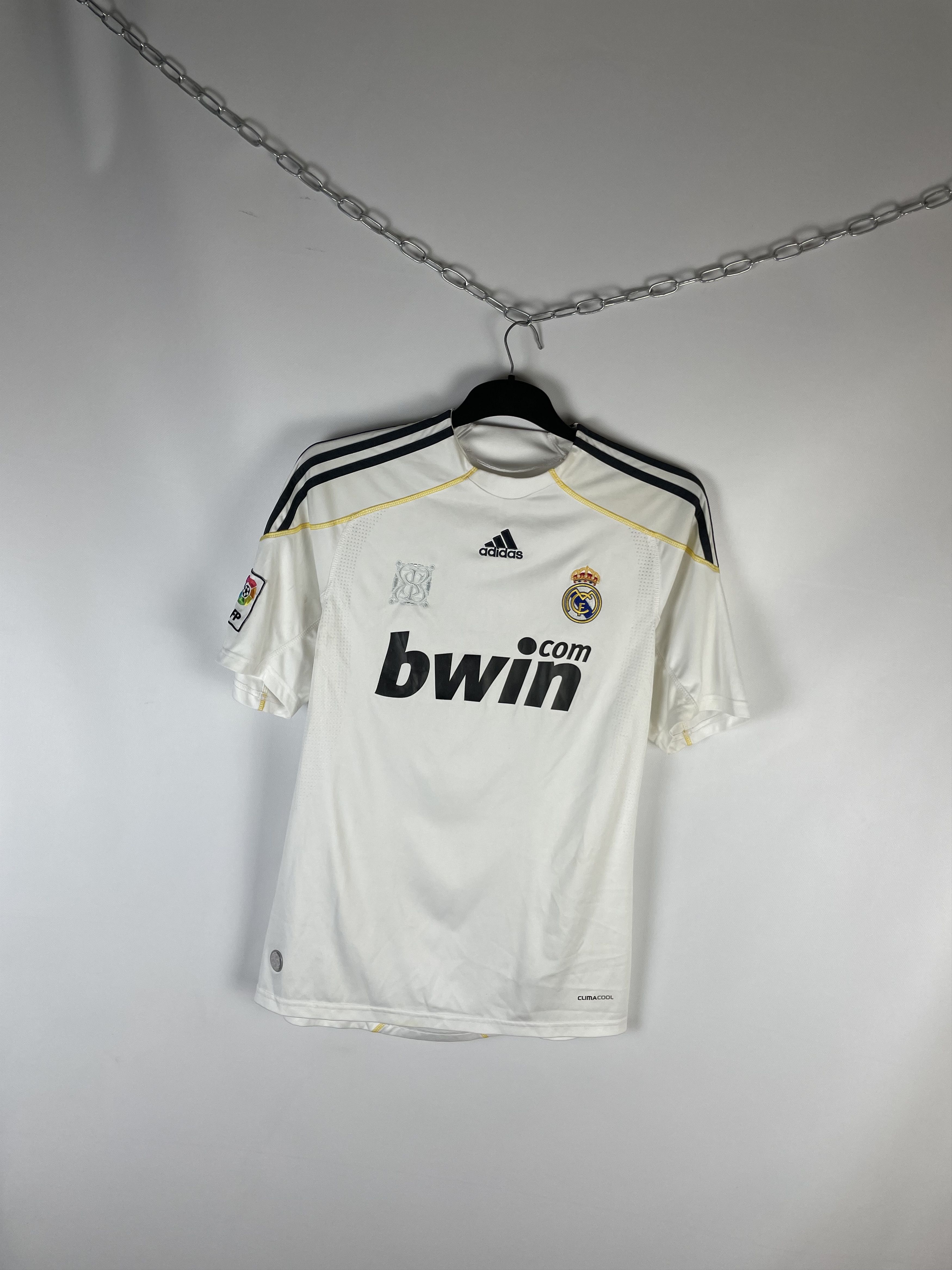 Adidas ADIDAS REAL MADRID FC 2009-2010,SOCCER JERSEY Size US M / EU 48-50 / 2 - 2 Thumbnail