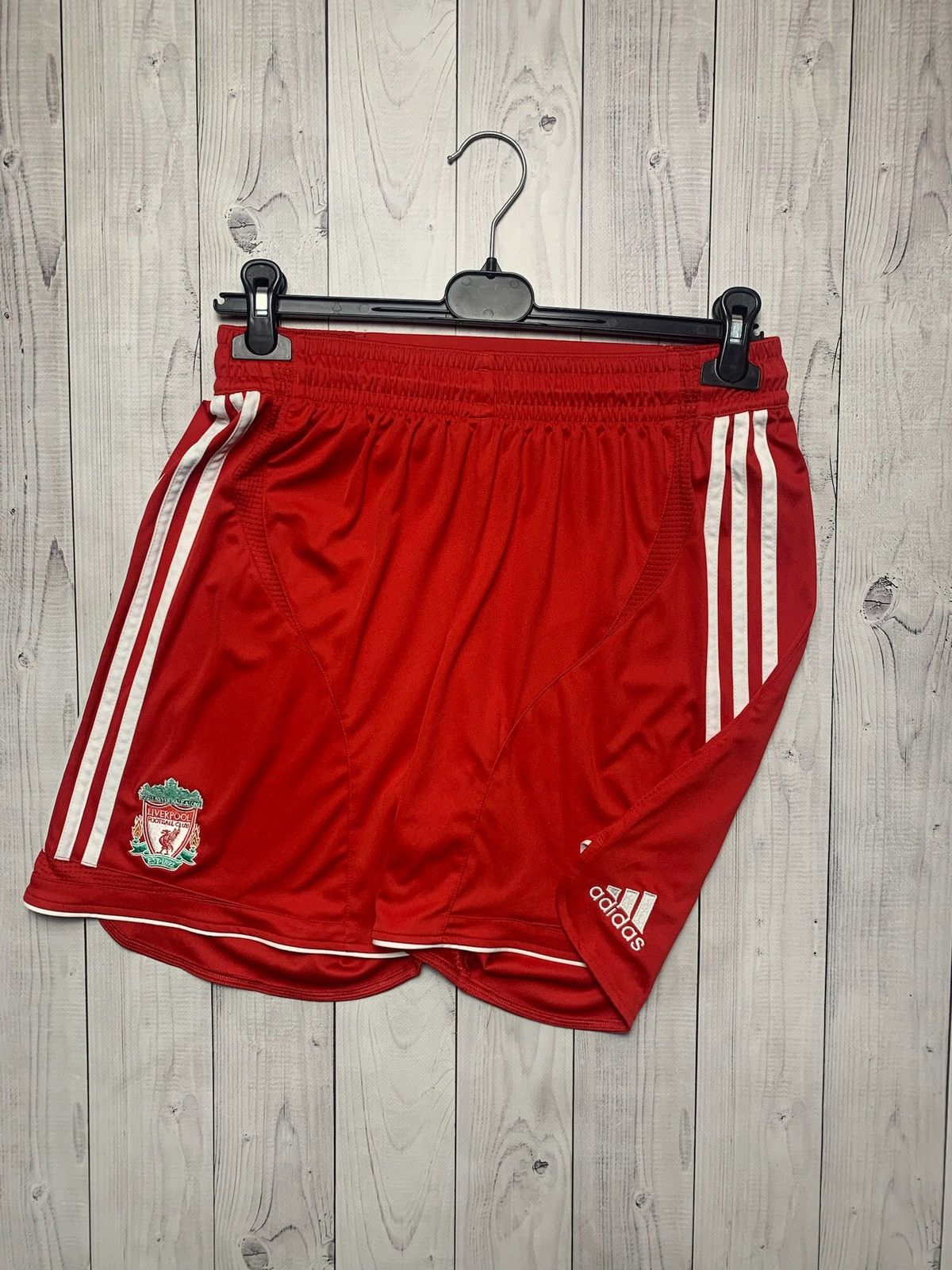 Adidas × Vintage Vintage adidas Liverpool soccer shorts size L/Xl Size US 36 / EU 52 - 1 Thumbnail