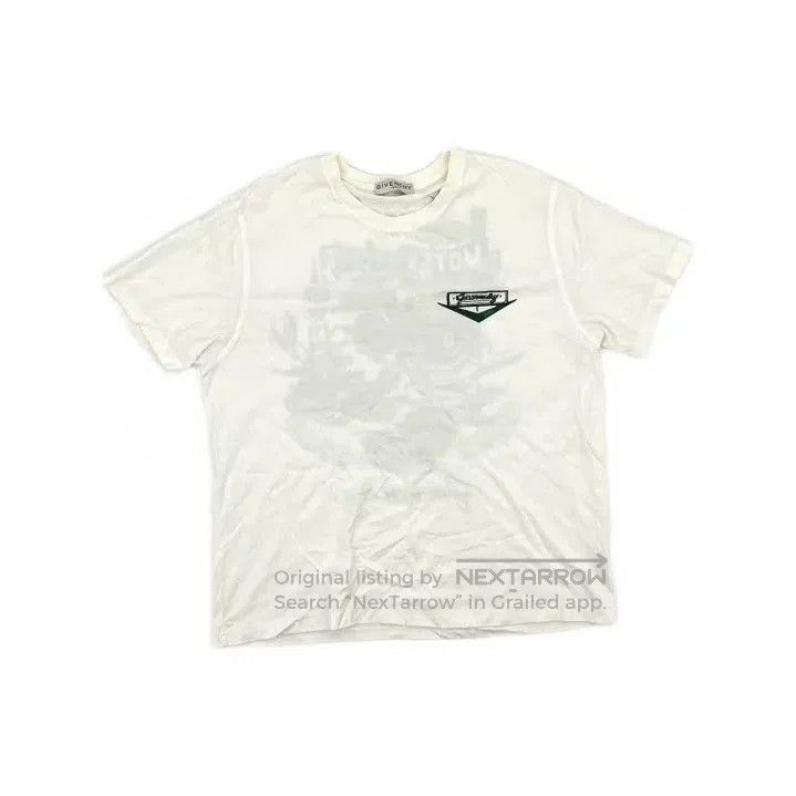 Givenchy Givenchy Men's Car Floral Print Short-Sleeve T-Shirt. Size US S / EU 44-46 / 1 - 2 Thumbnail