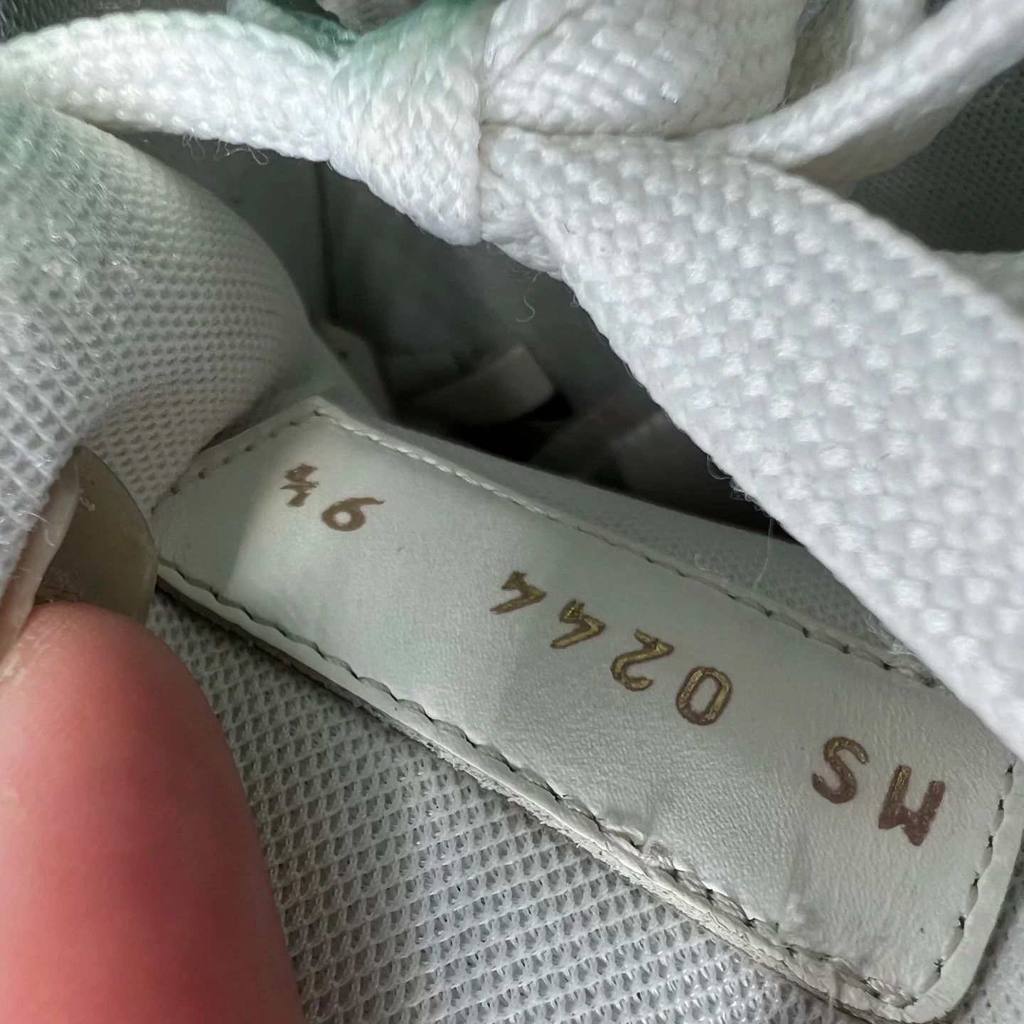 Louis Vuitton LV Trainer 9.5/43.5 Black White Denim Mint Size US 10.5 / EU 43-44 - 8 Thumbnail