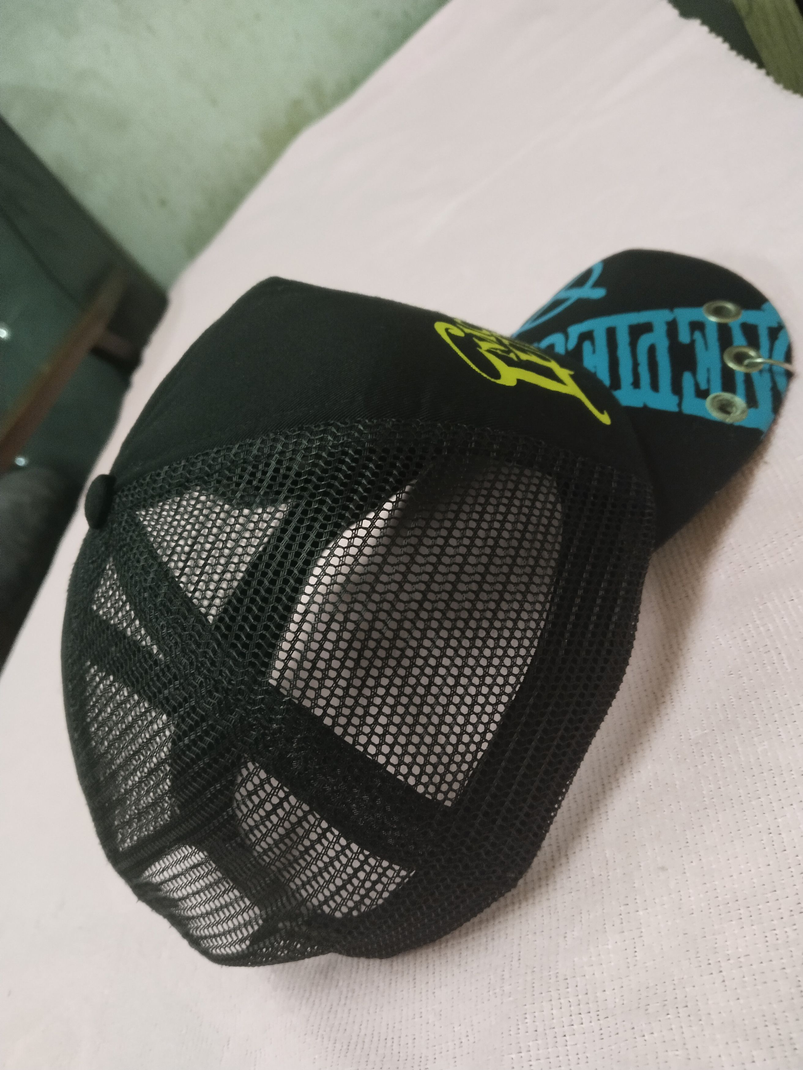 One Piece RARE ONE PIECE MONKEY D.LUFFY TRUCKER HAT Size ONE SIZE - 4 Thumbnail