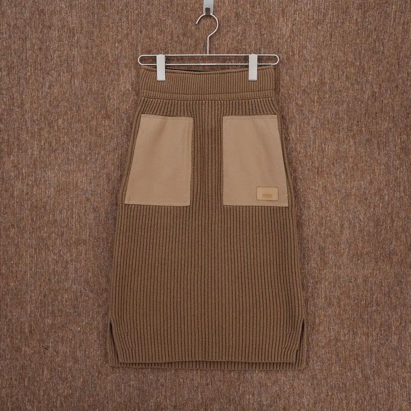 Burberry Burberry Brown Knitted Midi Skirt for Women Size 23" - 1 Thumbnail