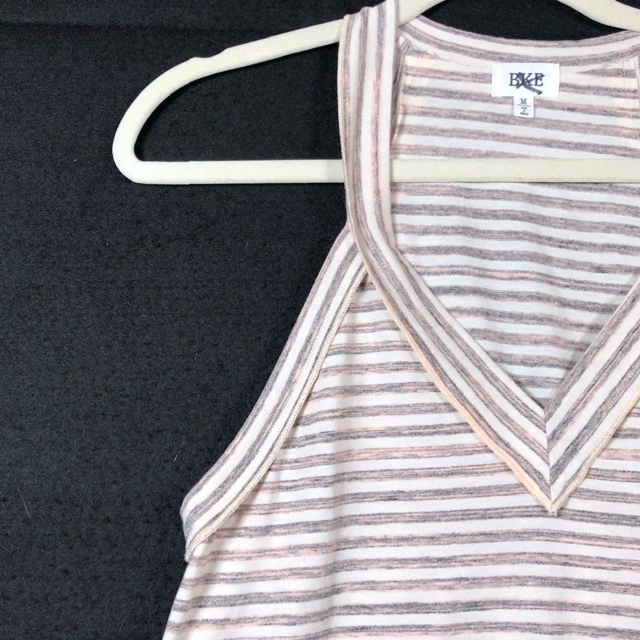 BKE BKE Womens Tank Multicolored Blush Striped V Neck Cotton Blend Stretch M Tank Women Casual Shirt Sets Size M / US 6-8 / IT 42-44 - 4 Thumbnail