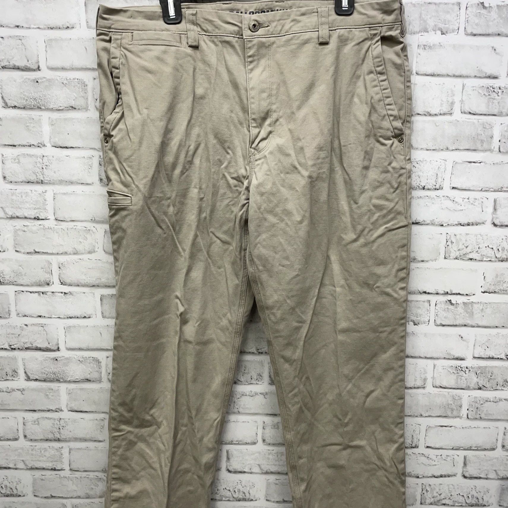 CO Duluth Trading Co Beige Cotton Blend Pants Mens 36x30 Chino Regular Beige 36 Mens Pants 36x30 Size US 36 / EU 52 - 2 Thumbnail