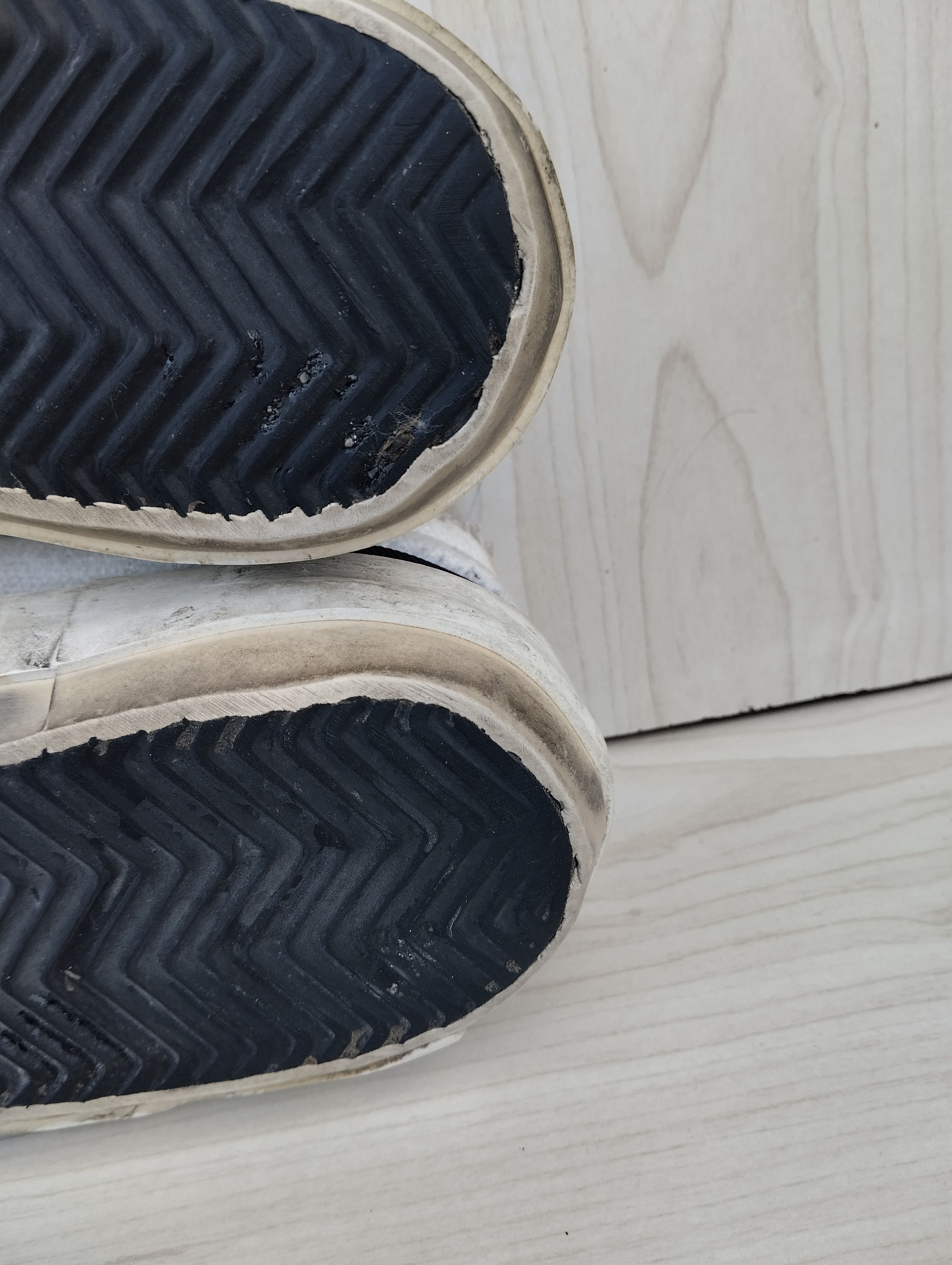 Golden Goose Golden Goose White Canvas Super Size US 9 / EU 42 - 16 Thumbnail