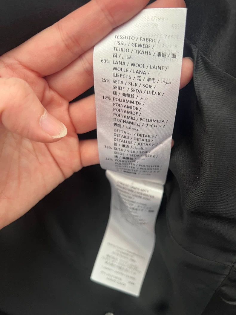 Alexander McQueen Alexander McQUEEN Suit, size 38, with slight wear marks. Wo Size XS / US 0-2 / IT 36-38 - 5 Thumbnail