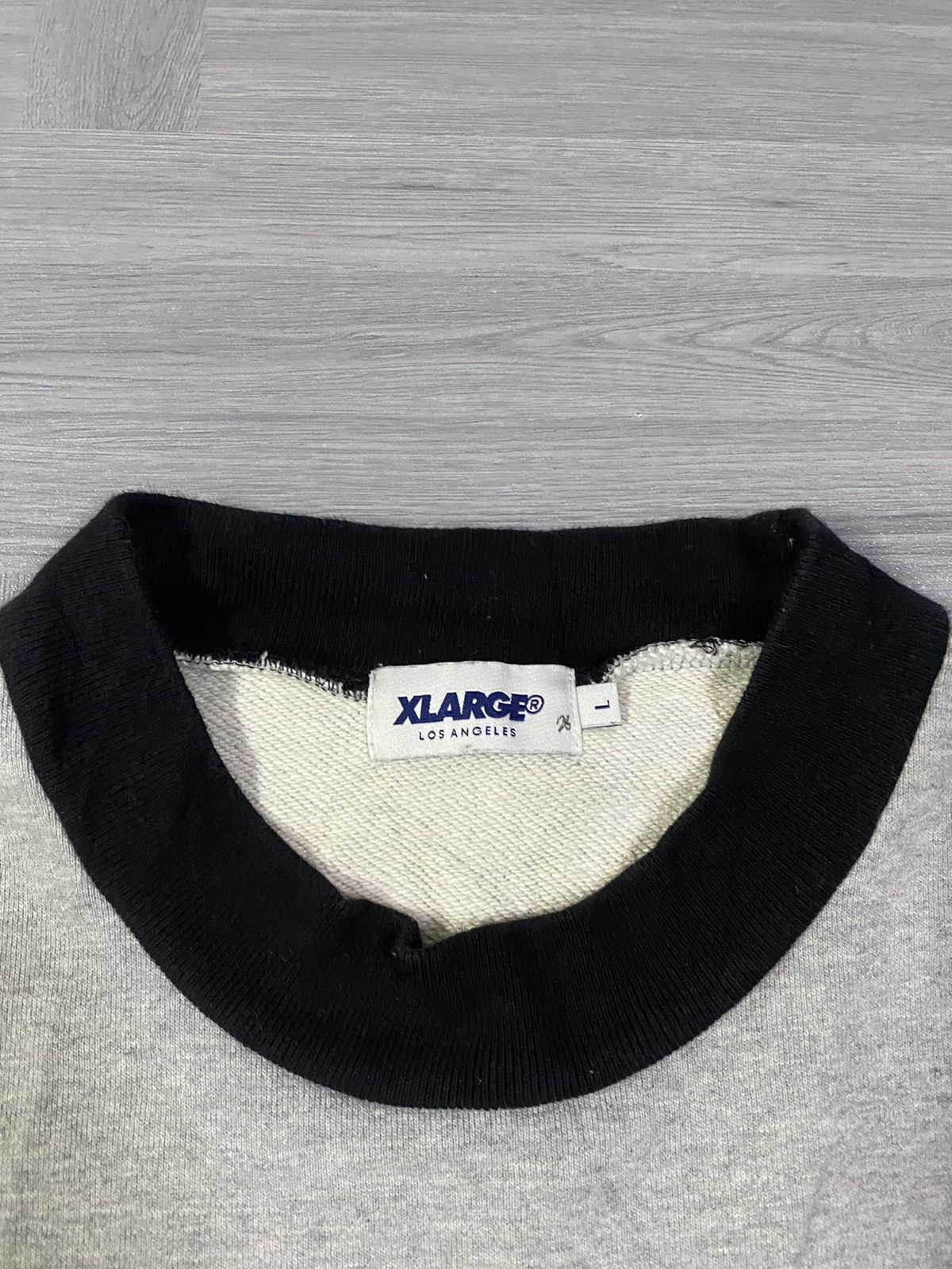 Xlarge XLarge Sweatshirt With Contrasting Design Kangaroo Pocket Size US L / EU 52-54 / 3 - 10 Thumbnail