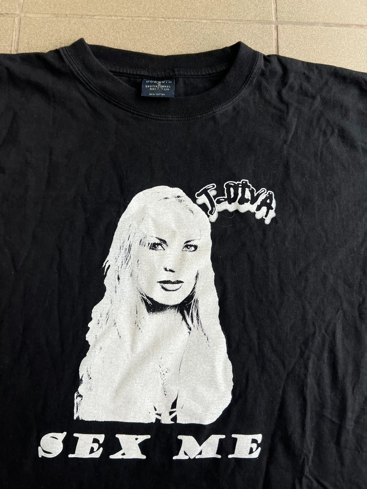 Vintage J-Diva The Motherfc Diva Queen Tour 2003 Gry Jannicke Tour Size US XXL / EU 58 / 5 - 6 Thumbnail
