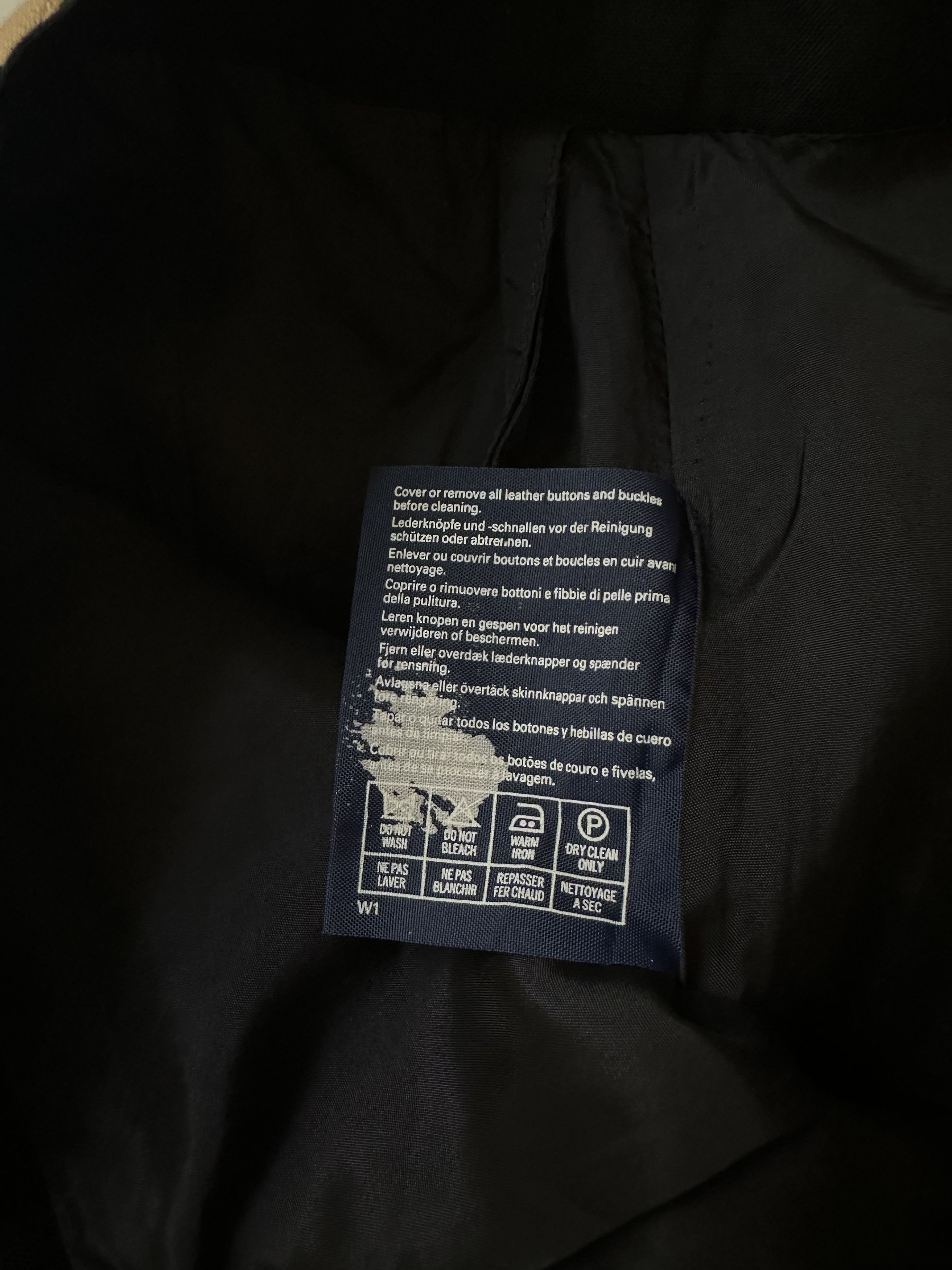 Burberry Burberry's Vintage Black Nova Check Wool Skirt Size 34" / US 12 / IT 48 - 7 Thumbnail