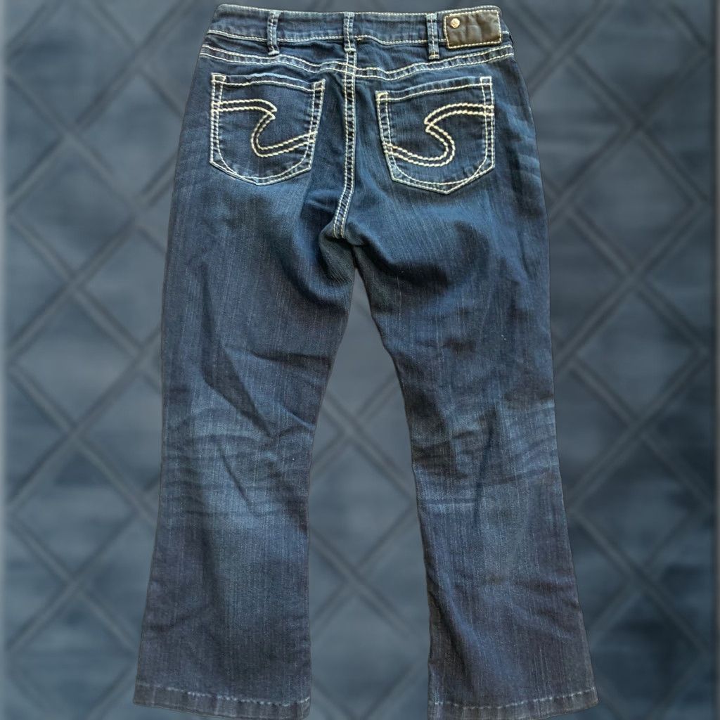Silver Jeans Co. Silver Jeans Natsuki Sharp Unique Pockets Women's Size 30x26 Denim Blue Cotton Blend Jeans Size 30" / US 8 / IT 44 - 1 Thumbnail