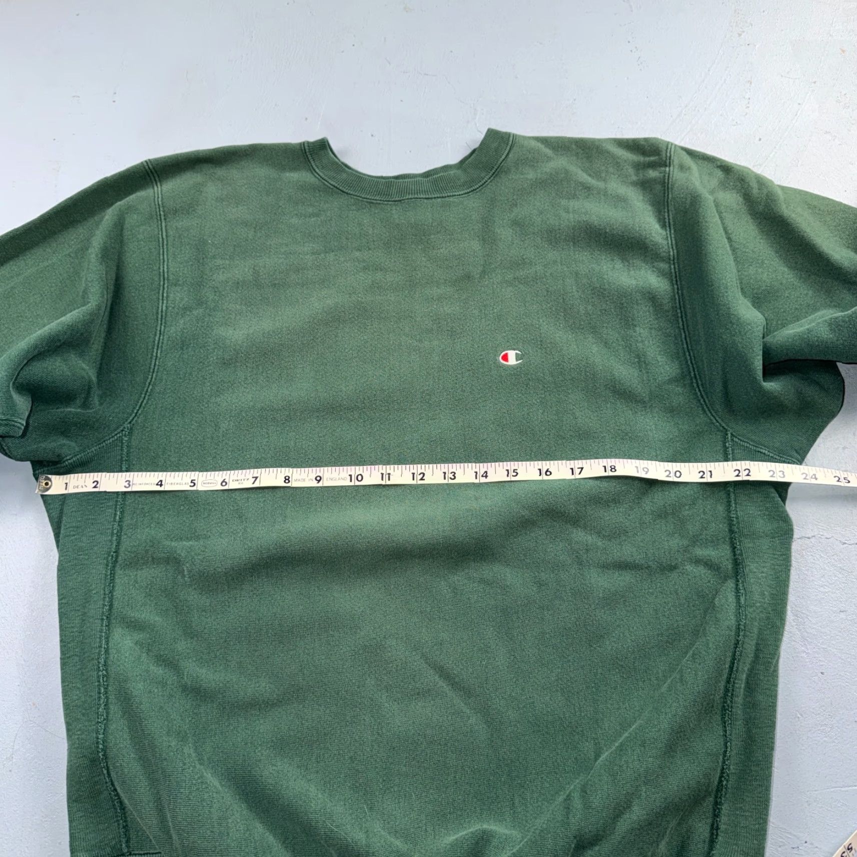 Champion VINTAGE Champion Sweatshirt USA Green Reverse Weave XL Crew Neck Long Sleeve Gusset Jumper 70s 90s College Logo Sports Men Size US XL / EU 56 / 4 - 4 Thumbnail