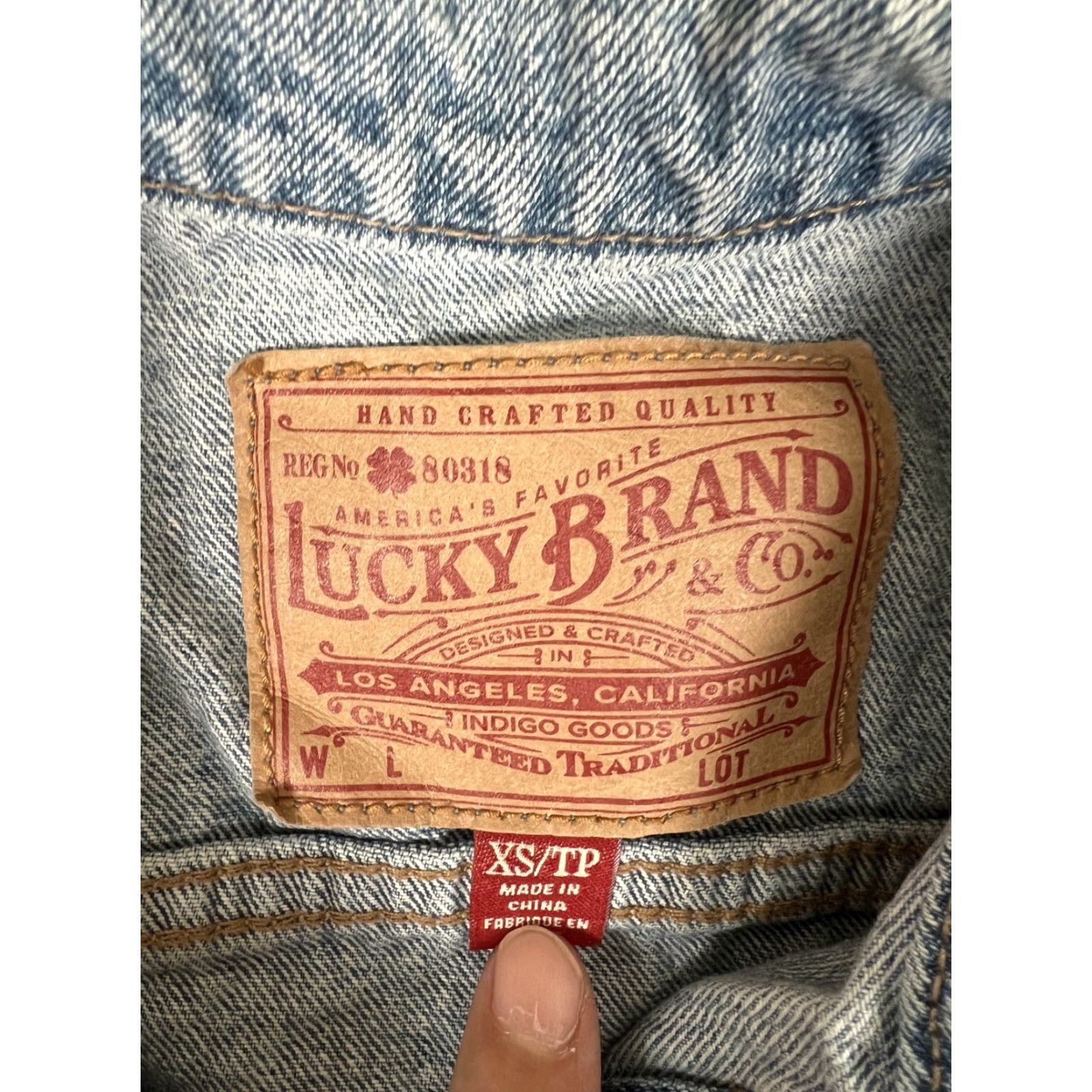 Lucky Brand Lucky Brand Tomboy Trucker Denim Jacket Women's XS Distressed 90s Classic Size XS / US 0-2 / IT 36-38 - 4 Thumbnail