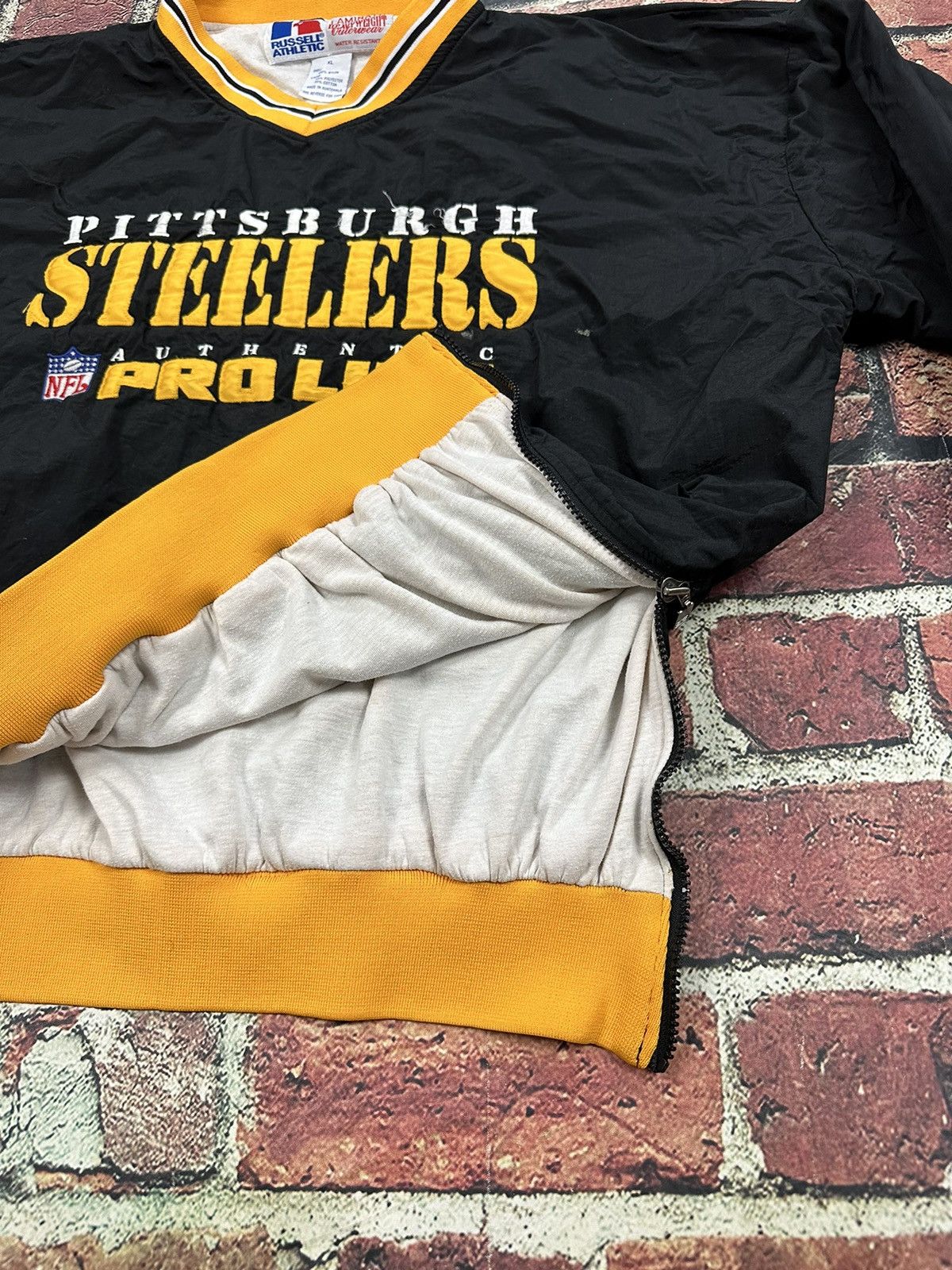 NFL × Russell Athletic × Vintage Vintage Pittsburgh Steelers Russell Athletic Windbreaker Size US XL / EU 56 / 4 - 5 Thumbnail