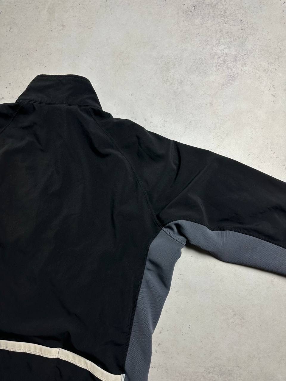 Nike Vintage Nike Swoosh Boxy Quarter Zip Gorpcore Jacket Y2K L Size US L / EU 52-54 / 3 - 6 Thumbnail