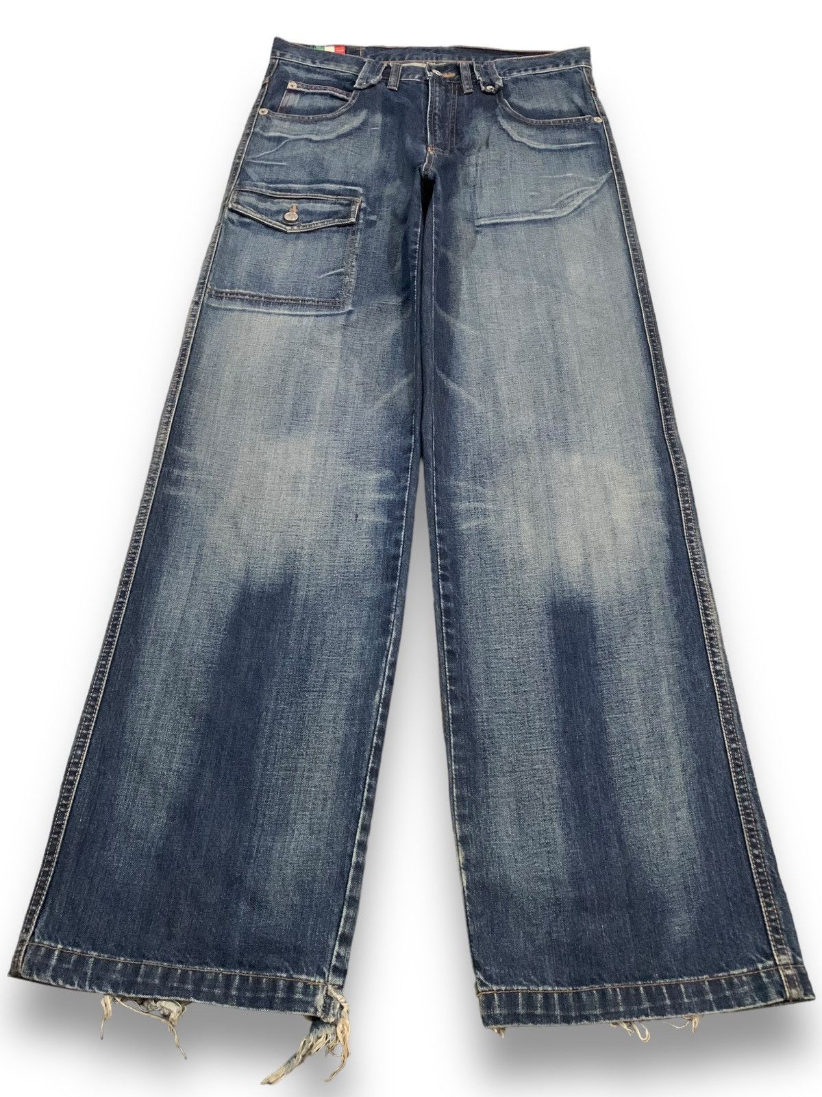 Valentino Vintage Valentino Rudy Italy Faded Baggy Bush Denim Pants Size US 33 - 1 Thumbnail