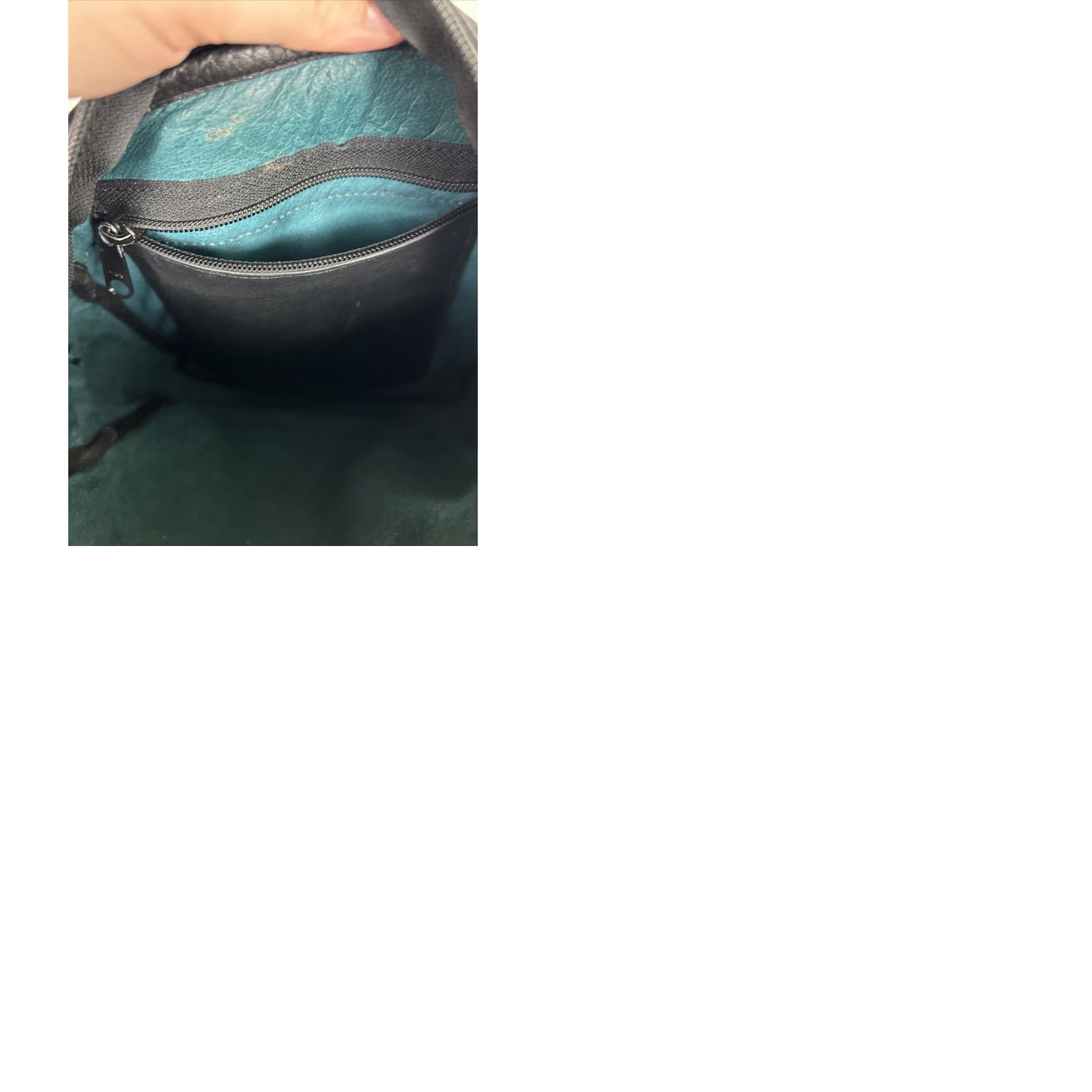 Vintage VINTAGE Leather Crossbody Bag Black Adjustable Travel Bag 10.5x8x3 Womens Crossbody Bag Leather Size ONE SIZE - 11 Thumbnail