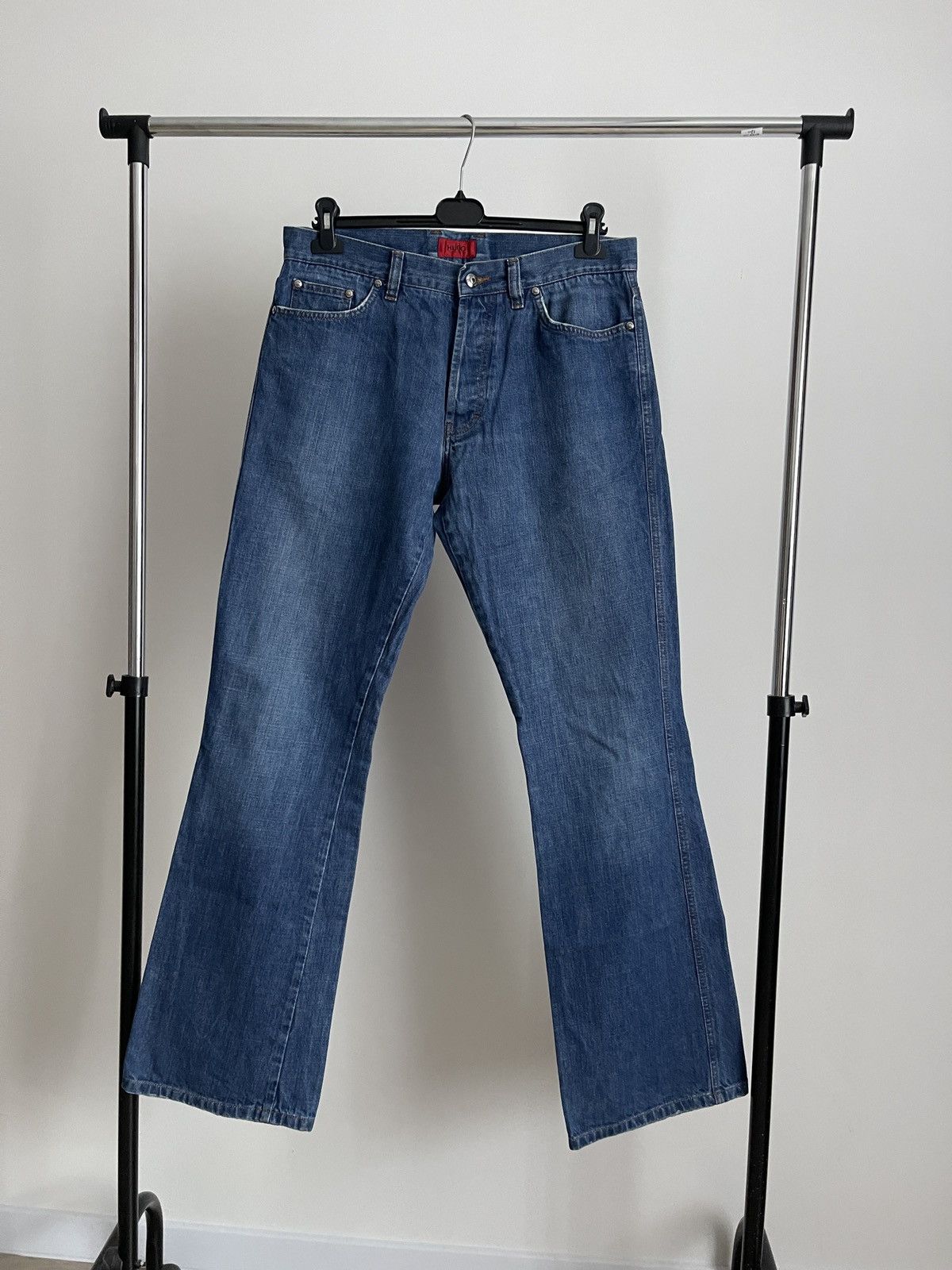 Hugo Boss Vintage hugo boss mens jeans rare denim 36/36 Size US 36 / EU 52 - 1 Thumbnail