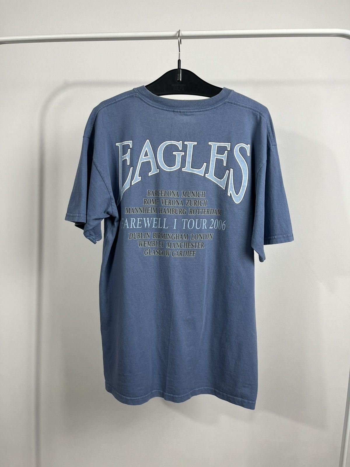 Other Eagles Band Farewell Tour 2006 Blue T-Shirt Size US L / EU 52-54 / 3 - 9 Thumbnail