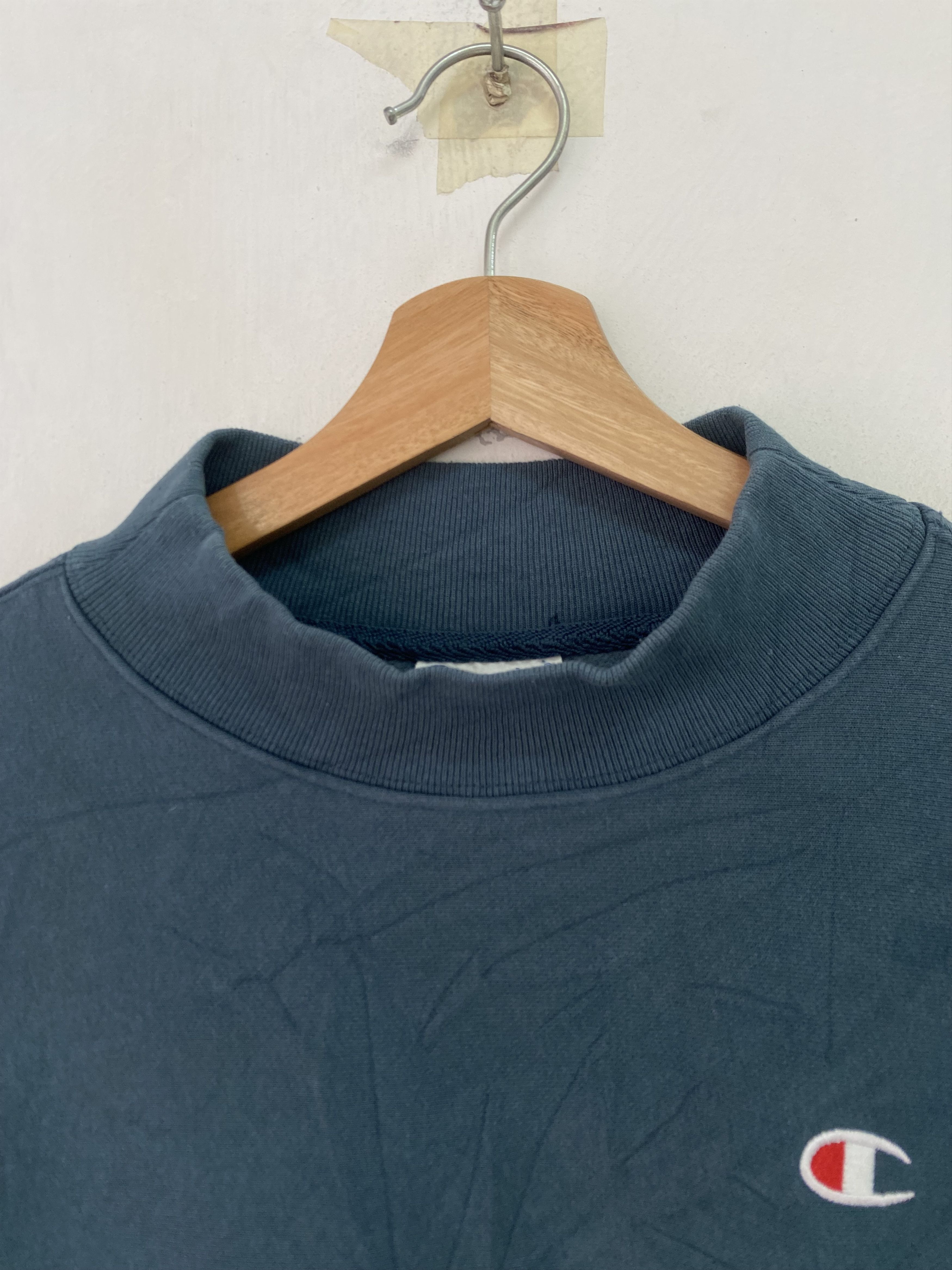Champion × Vintage Vintage Croptop Champion Sweatshirt Reverse Wave L Size Size L / US 10 / IT 46 - 3 Thumbnail