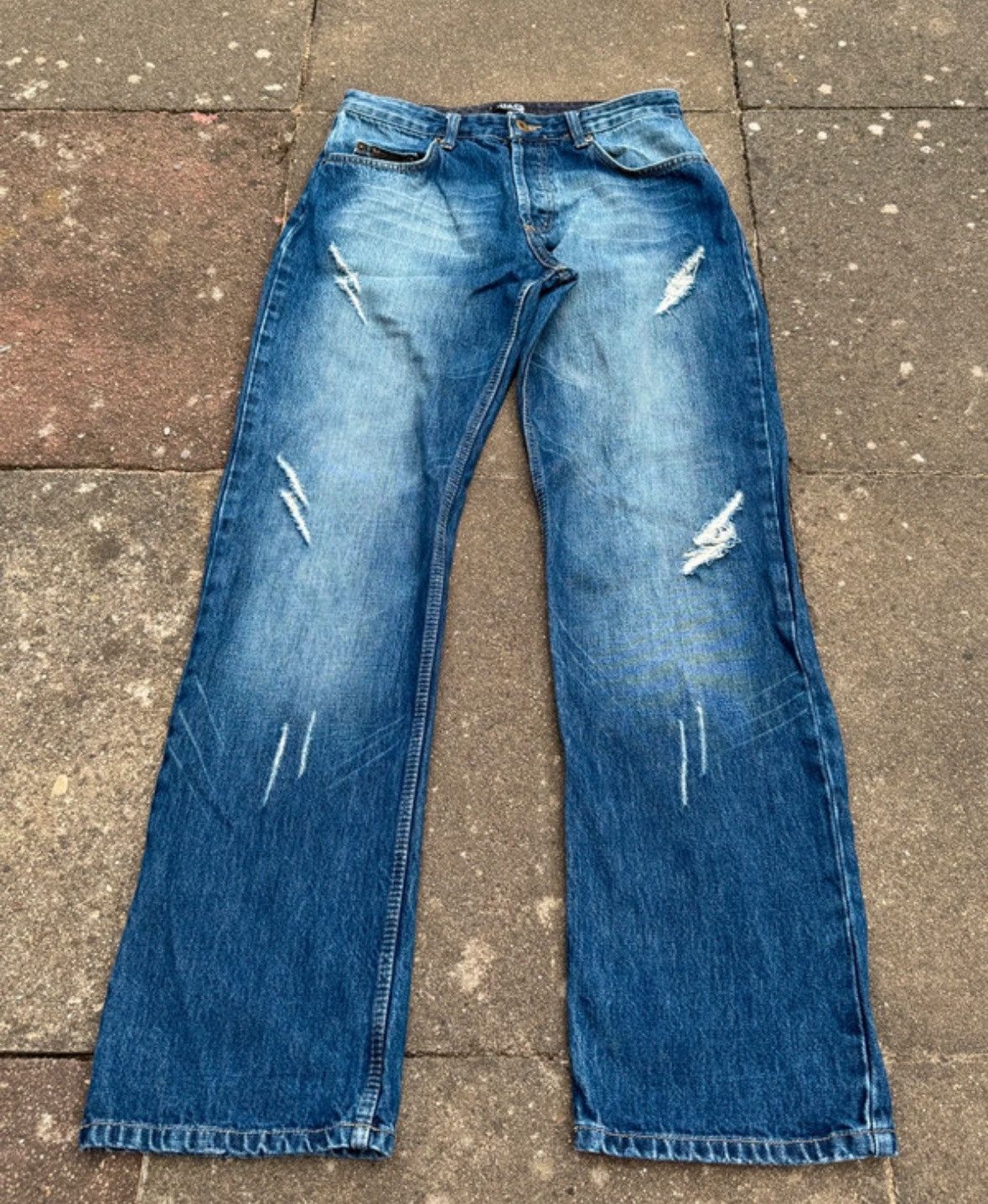 Dolce & Gabbana Vintage Dolce & Gabbana Distressed Jeans Size US 29 - 1 Thumbnail