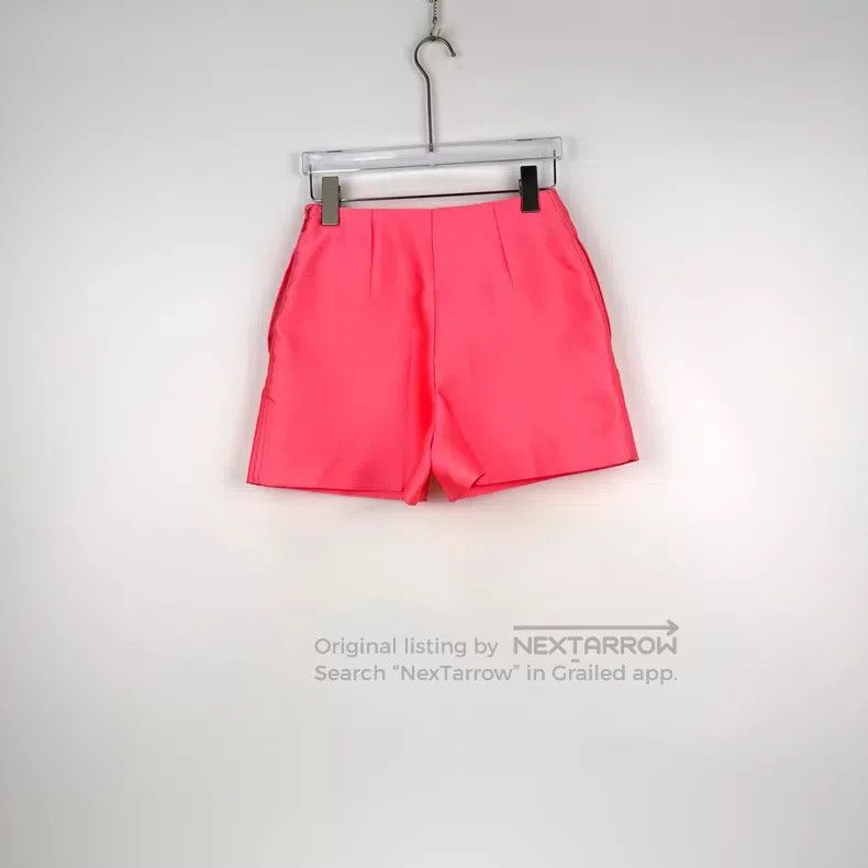 Dior Dior Fluorescent pink solid color shorts Size 42" / US 20 - 4 Thumbnail
