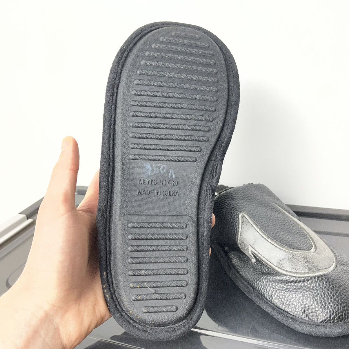 True Religion Y2k True Religion Men's Slippers e Black Leather Size 7/8 Size US 8 / EU 41 - 3 Thumbnail
