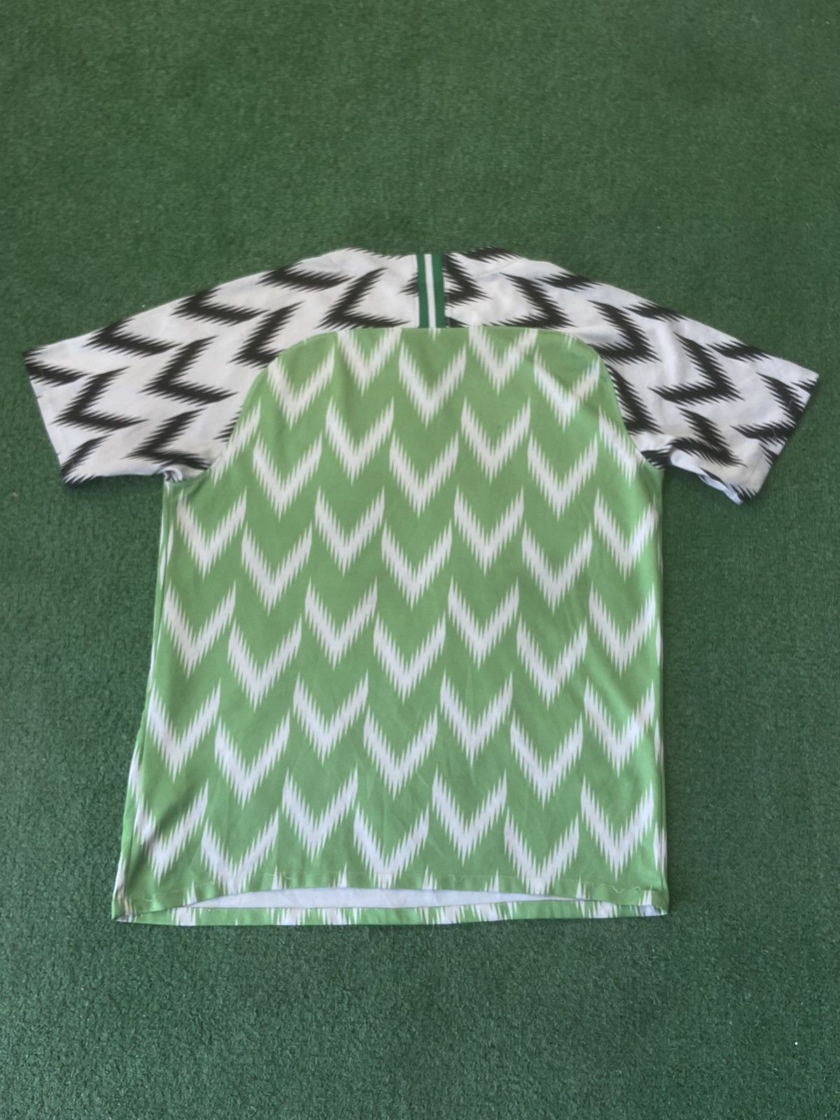 Nike 2018 Nike Nigeria Mens Home Soccer Jersey world cup Size US M / EU 48-50 / 2 - 8 Thumbnail
