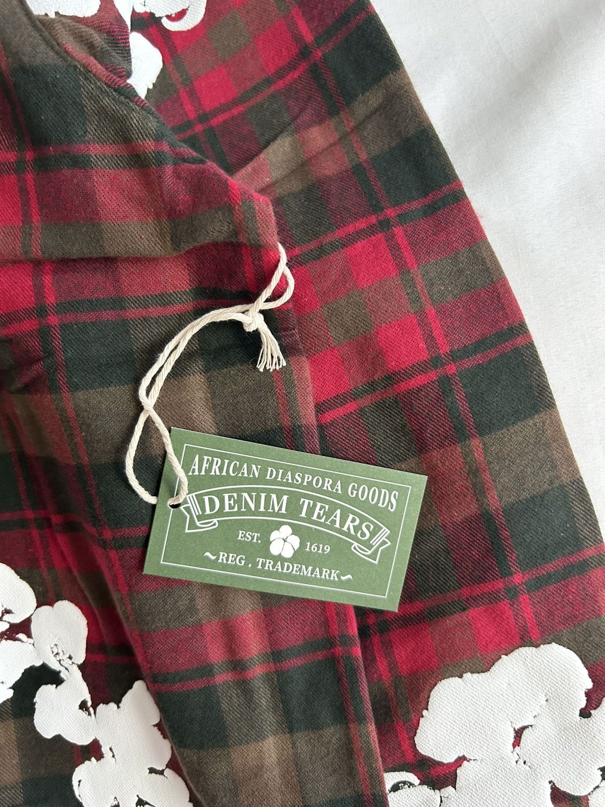 DENIM TEARS Denim Tears Cotton Wreath Pajama Shirt Long Sleeve Flannel Size US M / EU 48-50 / 2 - 8 Thumbnail