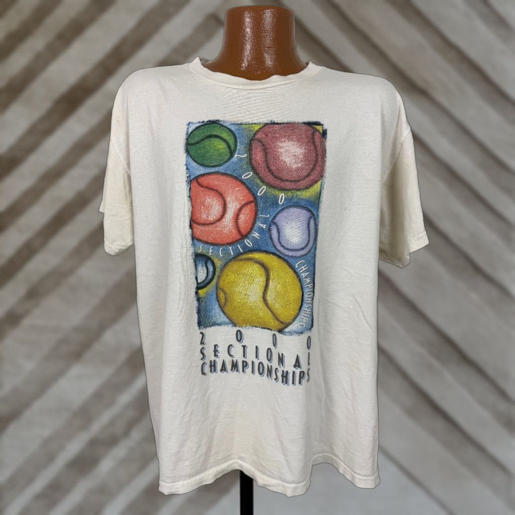Vintage VINTAGE USTA Tennis Shirt Men L White 2000s 90s Sports Short Sleeve Crew Neck Graphic Print T-Shirt Size US L / EU 52-54 / 3 - 1 Thumbnail