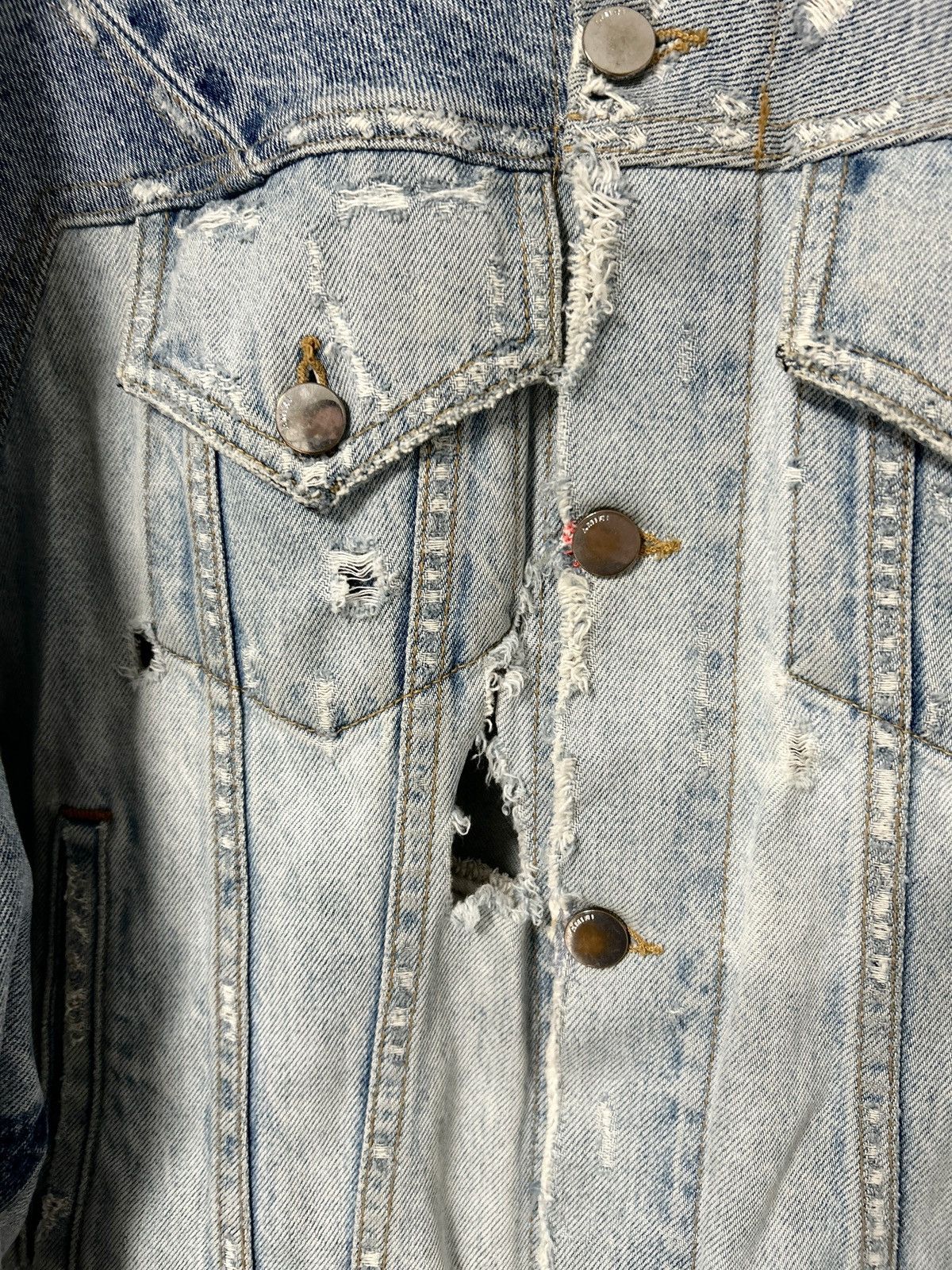 Amiri SS2018 Deconstructed Distressed Denim Jacket Size US S / EU 44-46 / 1 - 6 Thumbnail