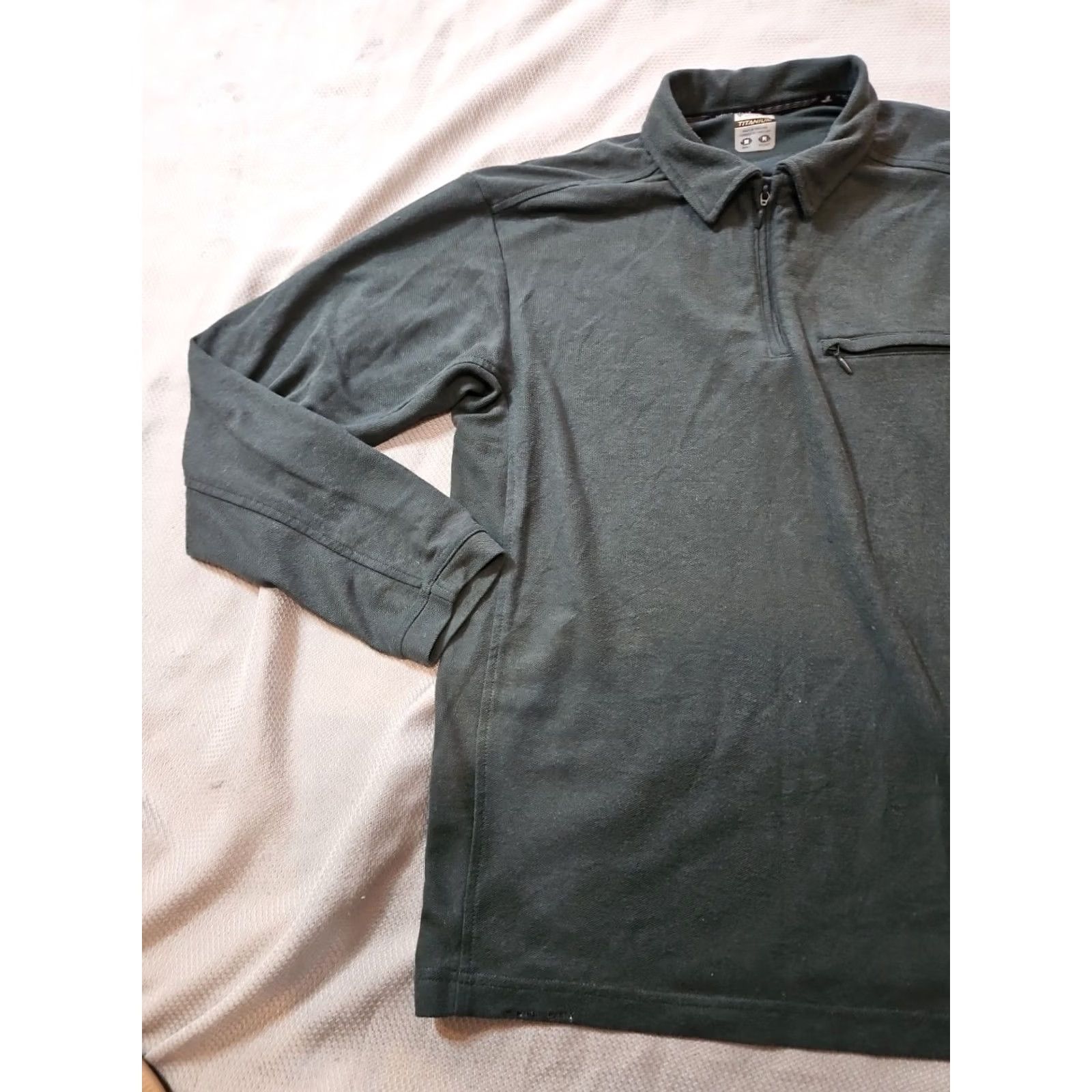Vintage Columbia Shirt Mens M Gray Titanium Zip Collar Omni dry Top Size US M / EU 48-50 / 2 - 3 Thumbnail