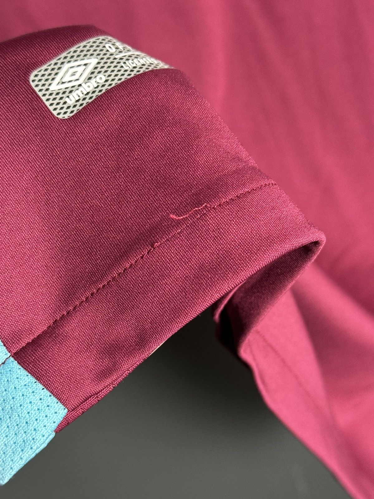 Umbro West Ham United 16/17 Home Football Jersey Size US M / EU 48-50 / 2 - 6 Thumbnail