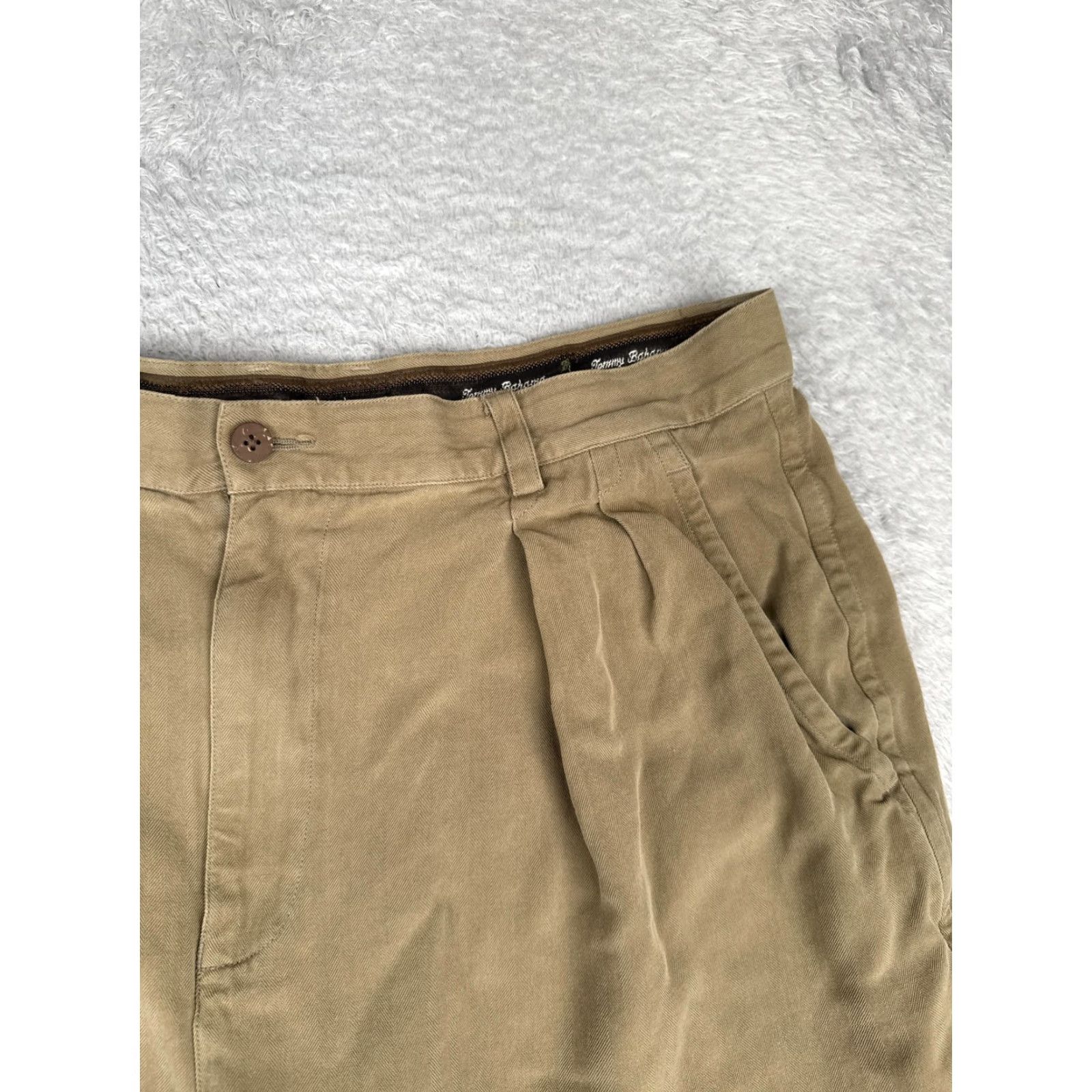 Tommy Bahama Tommy Bahama Shorts Mens 36 Khaki Silk Herringbone Pleated Relax Resort Beach Casual Size US 36 / EU 52 - 5 Thumbnail