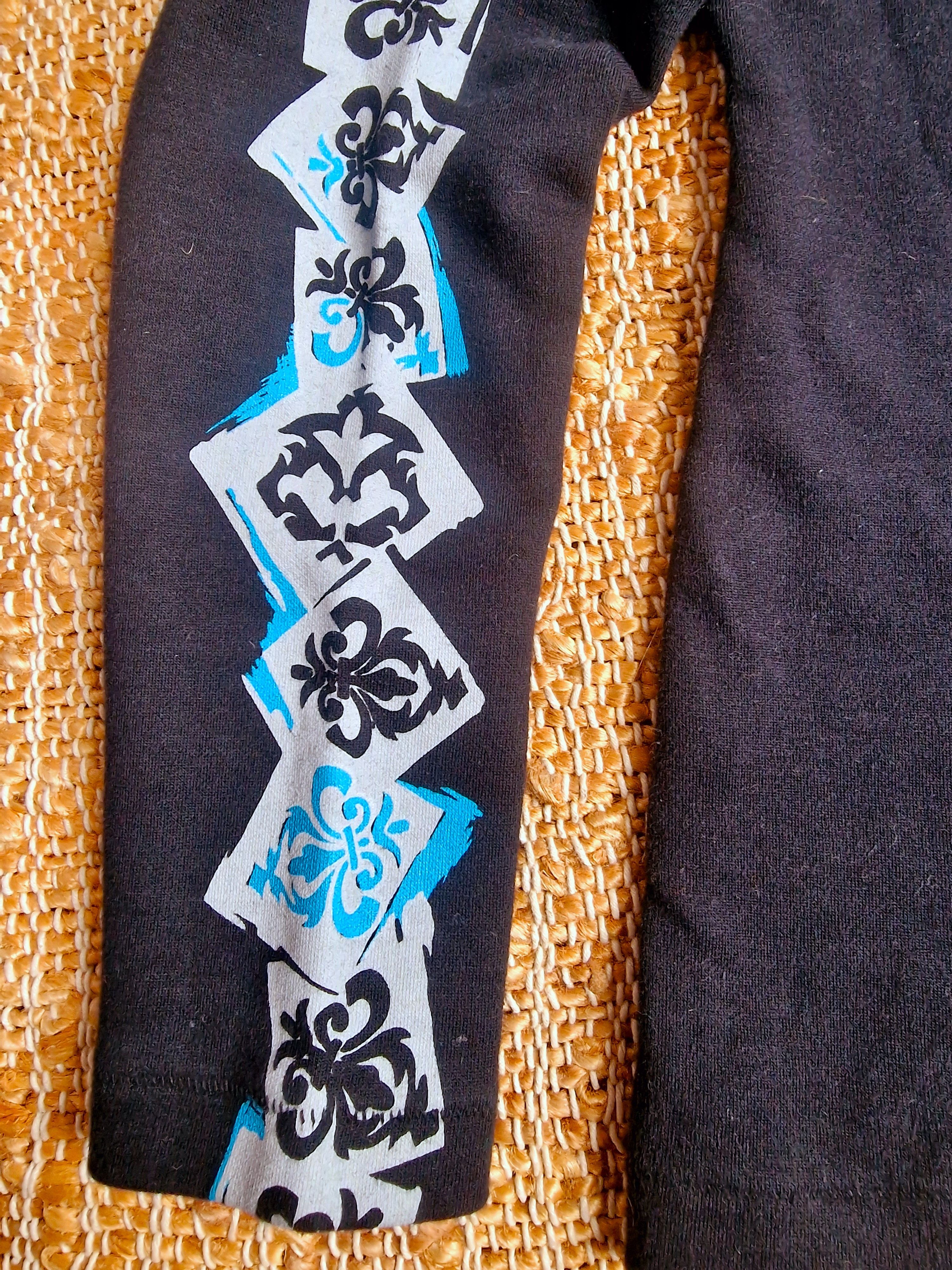 Kansai Yamamoto Kansai Yamamoto Japanese Symbol Top Tee Circus Tee Pullover Size S / US 4 / IT 40 - 4 Thumbnail