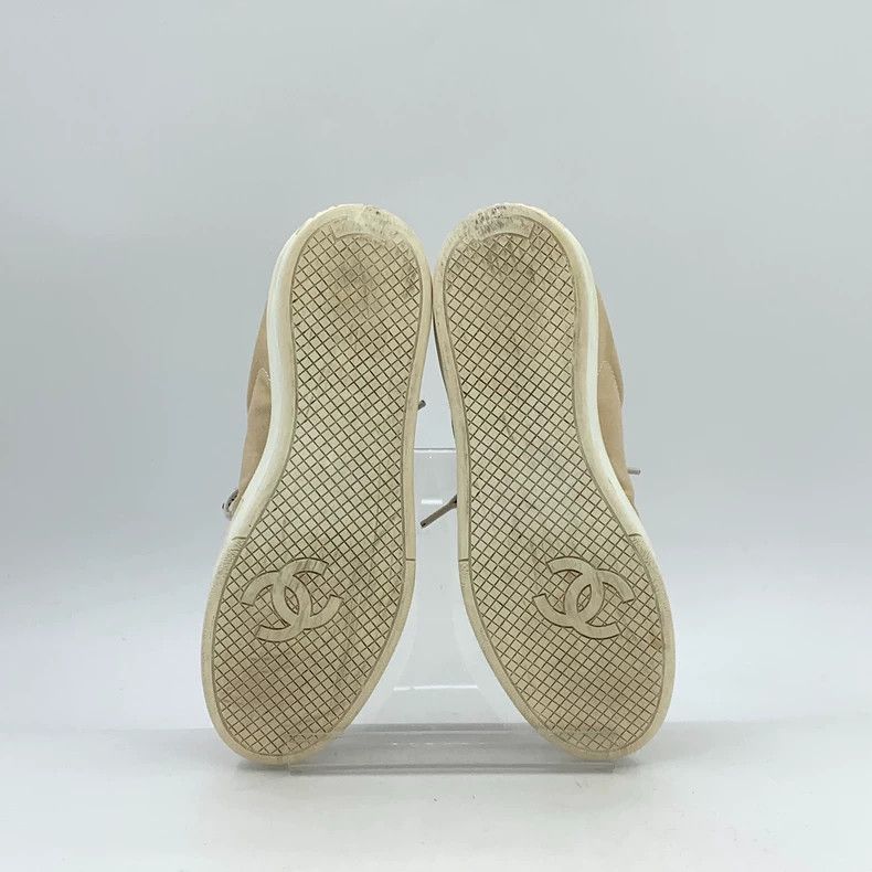 Chanel Chanel Light brown casual canvas sneakers with laces Size US 6 / IT 36 - 5 Thumbnail
