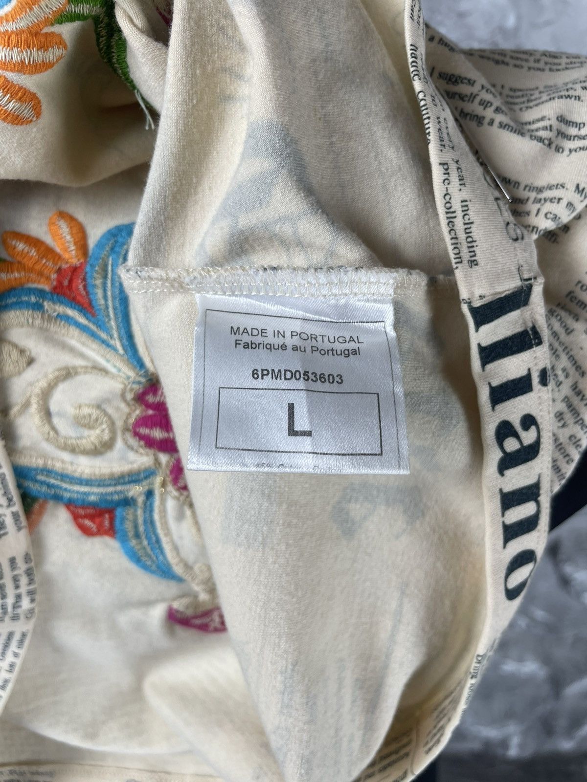 John Galliano John Galliano Rare Archive 2000s Gazette Print T-shirt Size M / US 6-8 / IT 42-44 - 14 Thumbnail