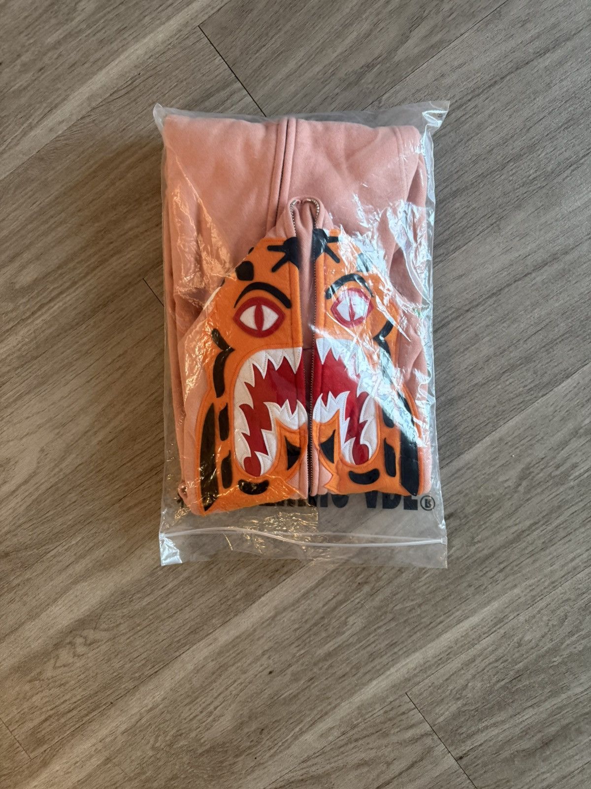 Bape Bape Tiger Full Zip Size US M / EU 48-50 / 2 - 3 Thumbnail