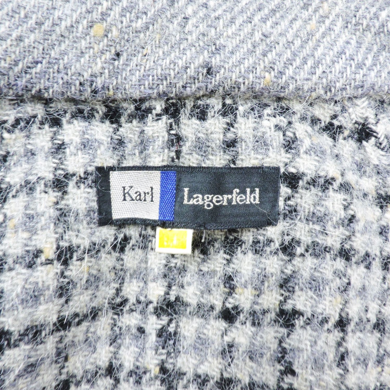 Karl Lagerfeld KARL LAGERFELD GRAY HAIR ALPACA BLEND MOCK NECK JACKET Size M / US 6-8 / IT 42-44 - 4 Thumbnail