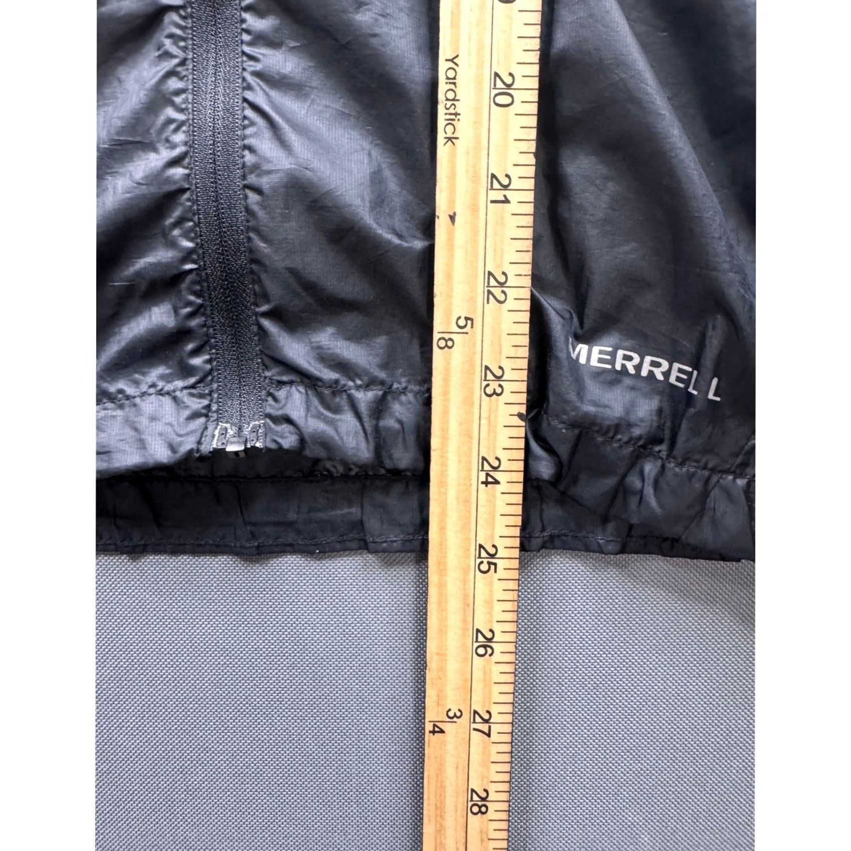 Merrell Merrell Windbreaker Jacket Mens Black Perforated Hooded Full Zip XS Size US XS / EU 42 / 0 - 5 Thumbnail
