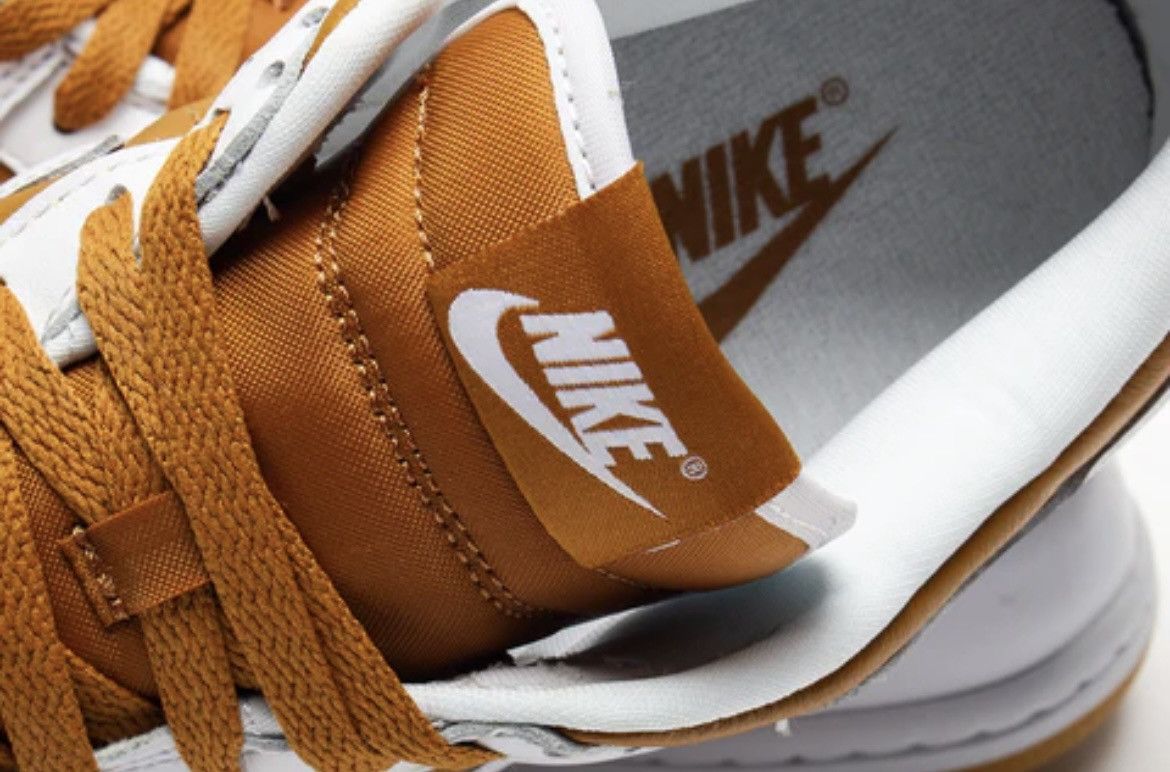 Nike Nike Dunk low Reverse Curry QS Size US 10 / EU 43 - 10 Thumbnail