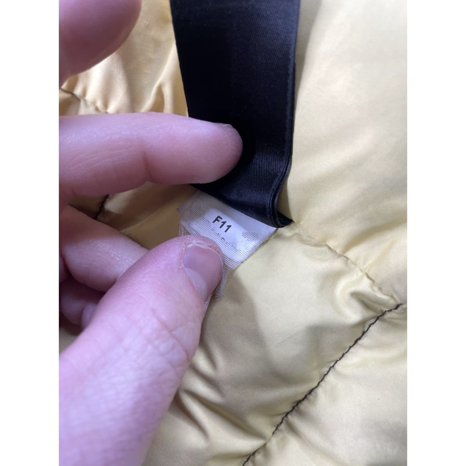 The North Face VINTAGE The North Face Jacket Puffer 700 Brown Women’s M Down Zip Full Zip Hooded Regular Long Sleeve Casual Winter Spring City Outdoor Size M / US 6-8 / IT 42-44 - 5 Thumbnail