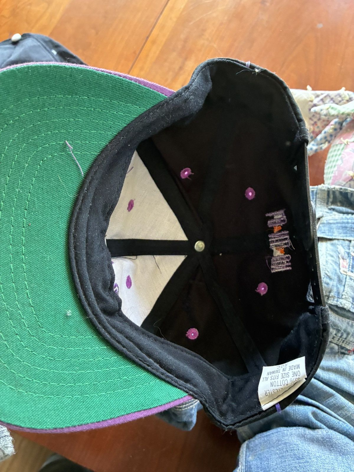 Vintage Vintage 90s London UK Air Jordan style hat Size ONE SIZE - 3 Thumbnail
