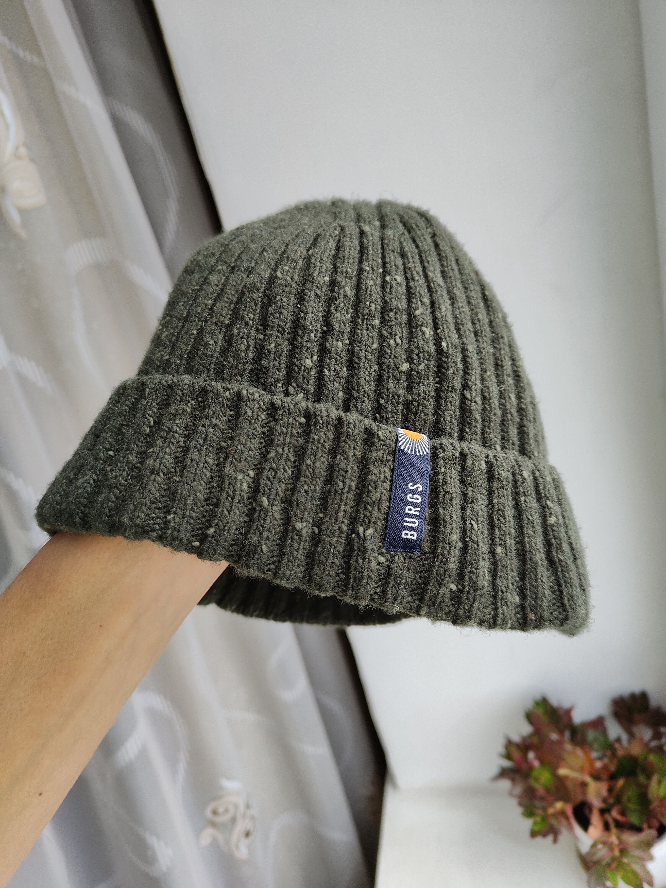 Designer Wool Beanie Knitted Hat Burgs England Man's Woolen Hat Size ONE SIZE - 2 Thumbnail