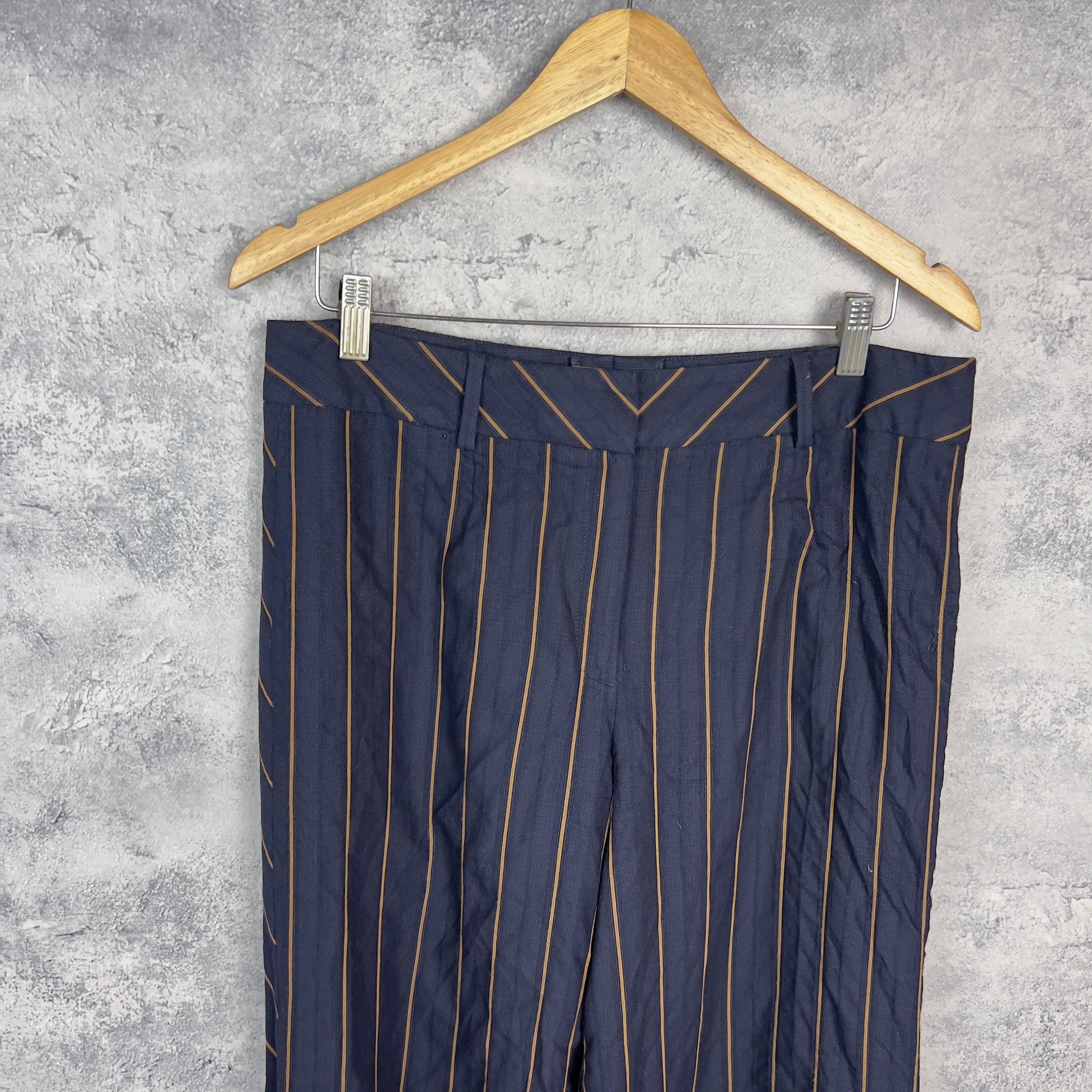Escada Escada Women's Pants Size 44 Blue Size 30" / US 8 / IT 44 - 2 Thumbnail