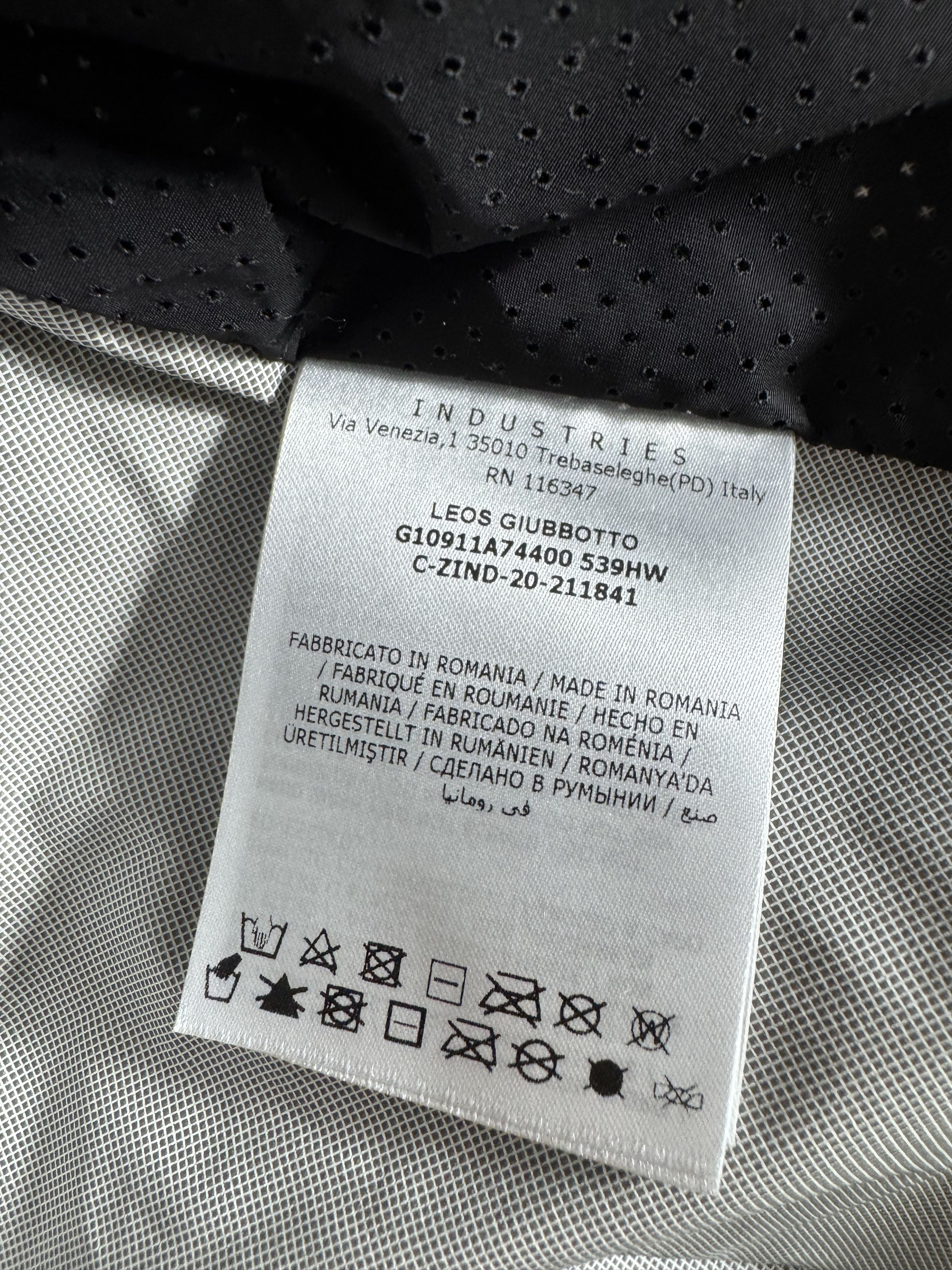 Moncler Moncler Leos Jacket Size US S / EU 44-46 / 1 - 9 Thumbnail